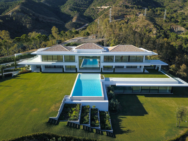 Exclusive 9 Bedroom Luxury Hillside Villa with Incredible Garden & Panoramic Mountain & Sea Views for Sale in La Zagaleta, Marbella, Spain
