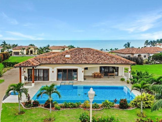 Beautiful 2 Bedroom Coastal Home with Crystal Clear Pool & Home Office for Sale in Pedasi, Panama