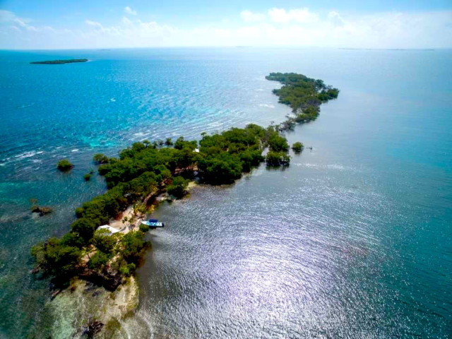 South Saddle Caye — Turnkey Development-Ready Private Island Near Placencia, Belize