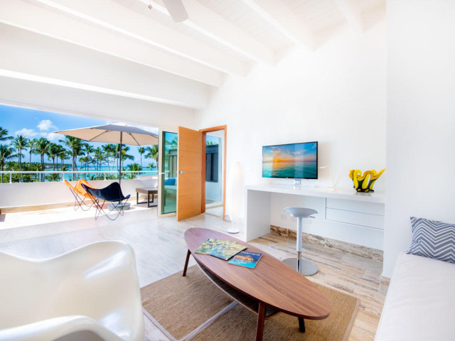 Luxury 3 Bedroom Penthouse Apartment in Playa Bonita (Penthouse 4С3)