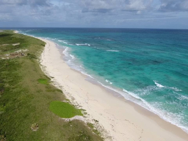 Видовые участки земли на берегу океана от 9,6 соток на Эльютере, Багамы