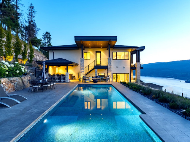Beautiful 4 Bedroom Custom Built Lakeview Home for Sale in Kelowna, British Columbia, Canada