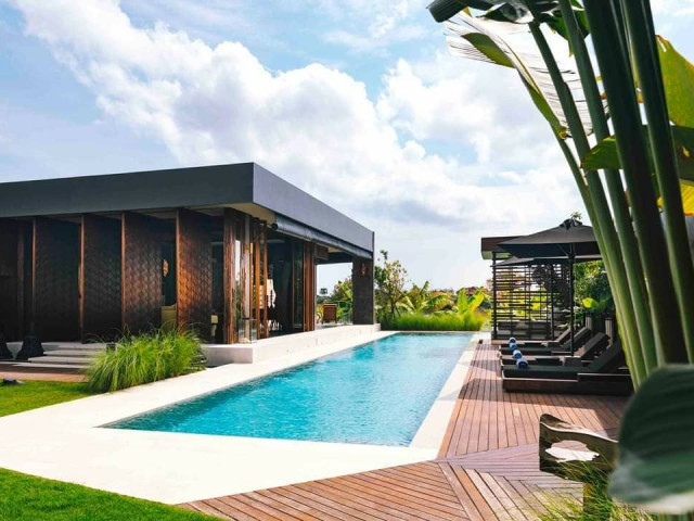 Glamourous 4 Bedroom Luxury Designer Villa for Sale in Canggu, Bali
