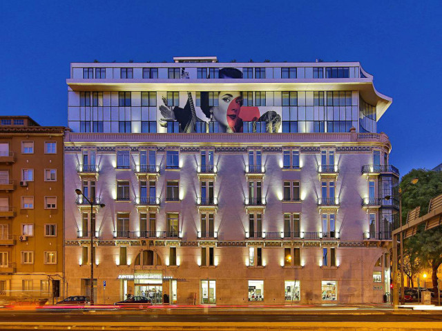 Historical 4* Star Hotel & SPA with 224 Elegant Rooms in the Absolute Centre of Lisbon, Portugal