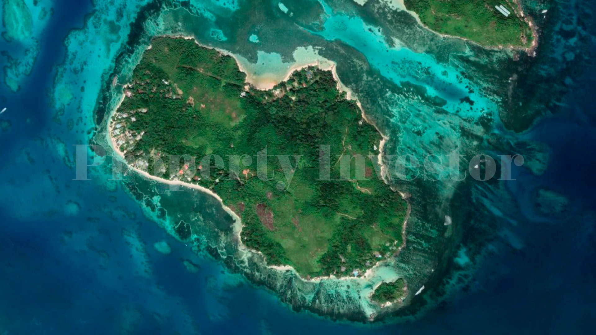 Участок земли 97 соток с 30 метровым берегом пляжа под туристическую застройку на острове Сёрф, Сейшелы