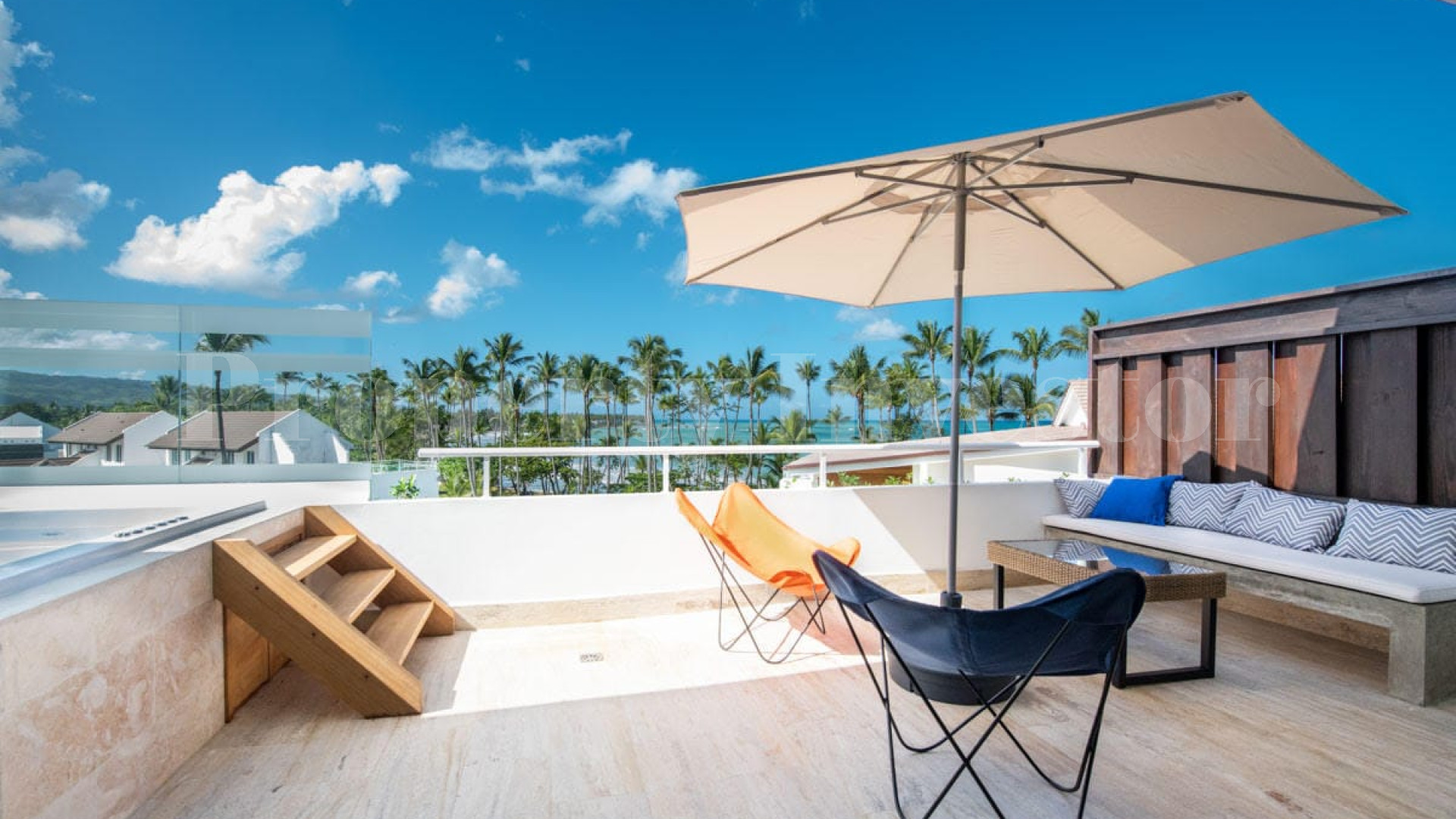 Luxury 3 Bedroom Penthouse Apartment in Playa Bonita (Penthouse 4F3)