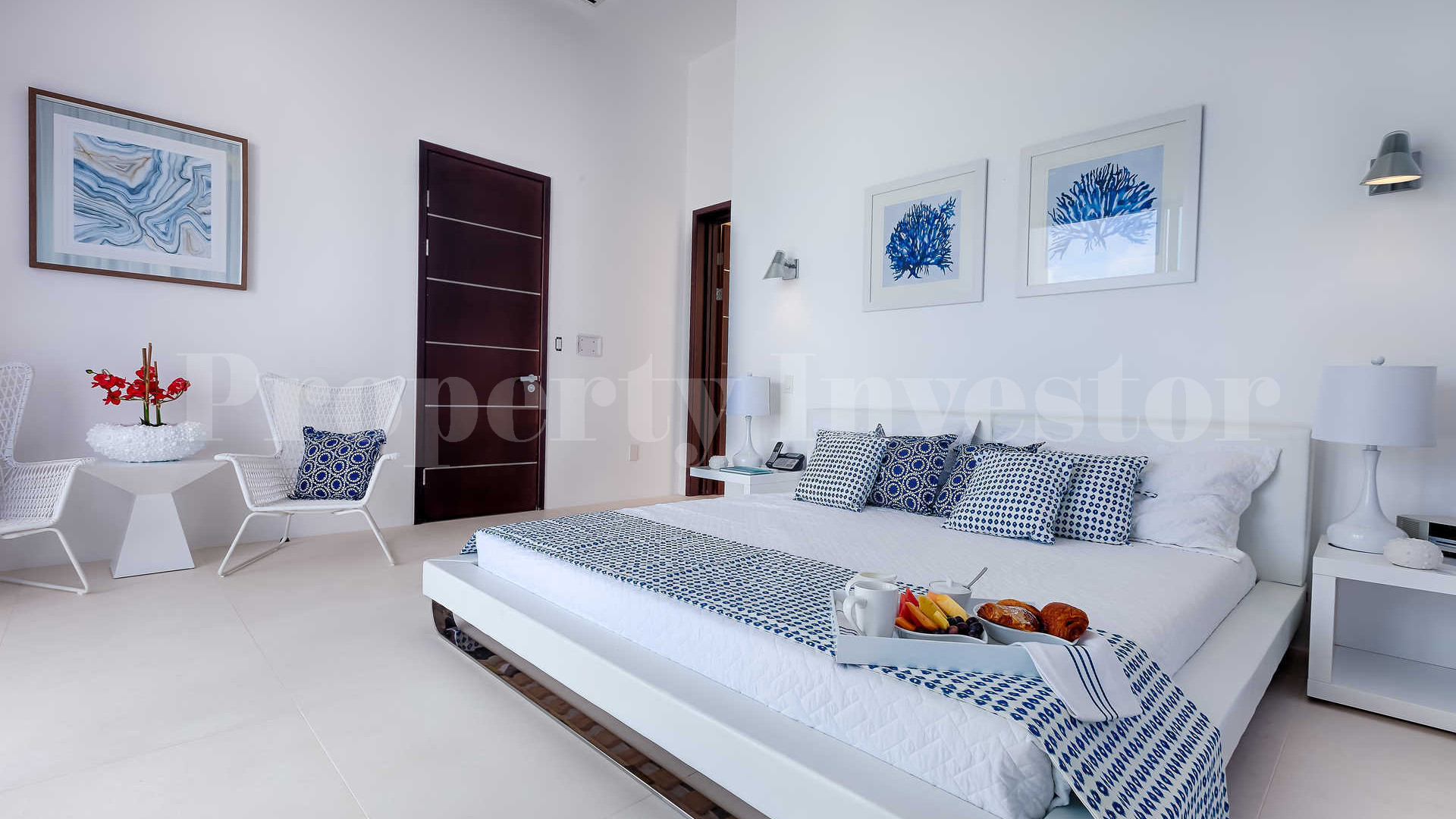Современная роскошная вилла с 8 спальнями на пляже в Ангилья