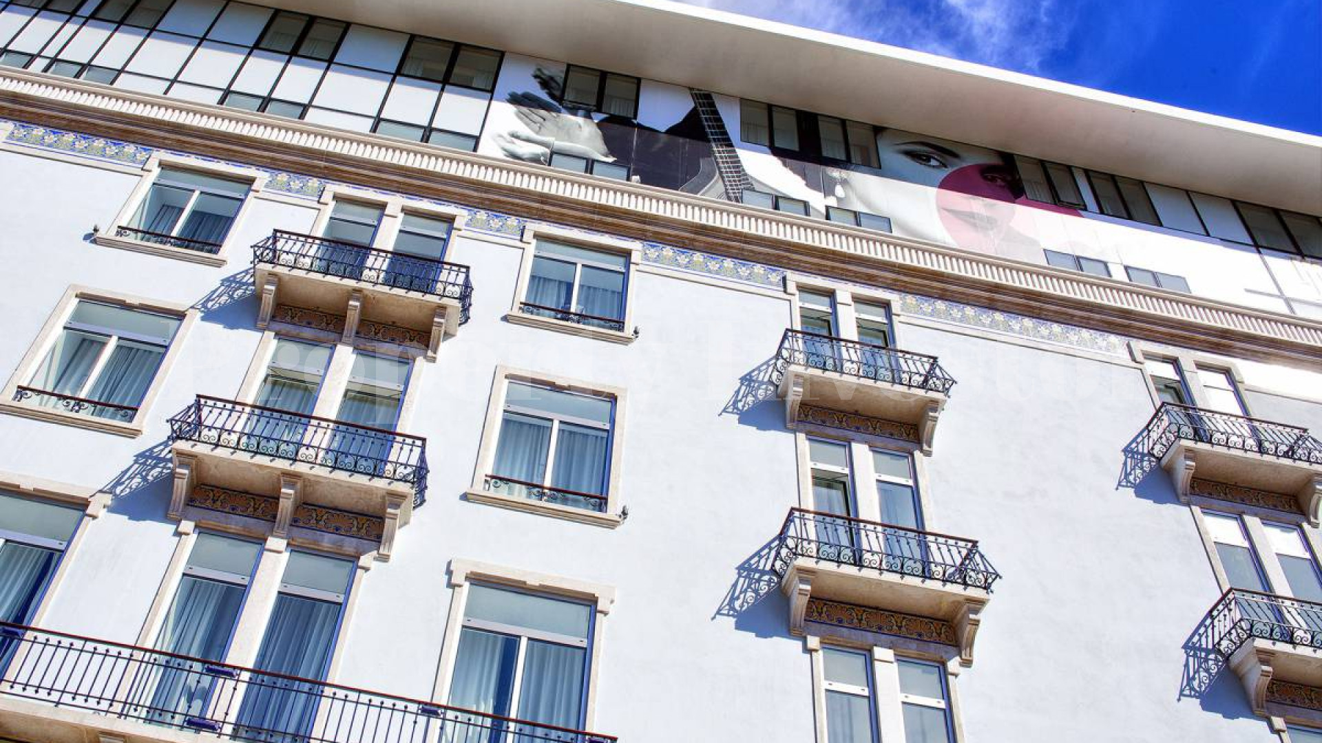 Historical 4* Star Hotel & SPA with 224 Elegant Rooms in the Absolute Centre of Lisbon, Portugal