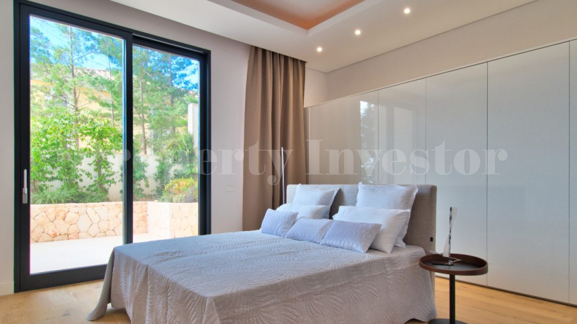 Impressive 8 Bedroom Luxury Sea View Villa Sought After Area of Port Andratx