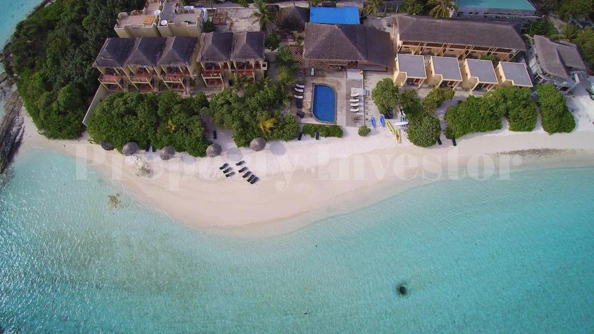 Функционирующий отель на 42 номера с планом расширения на 2 гектарах со строительством 50 вилл на Мальдивах