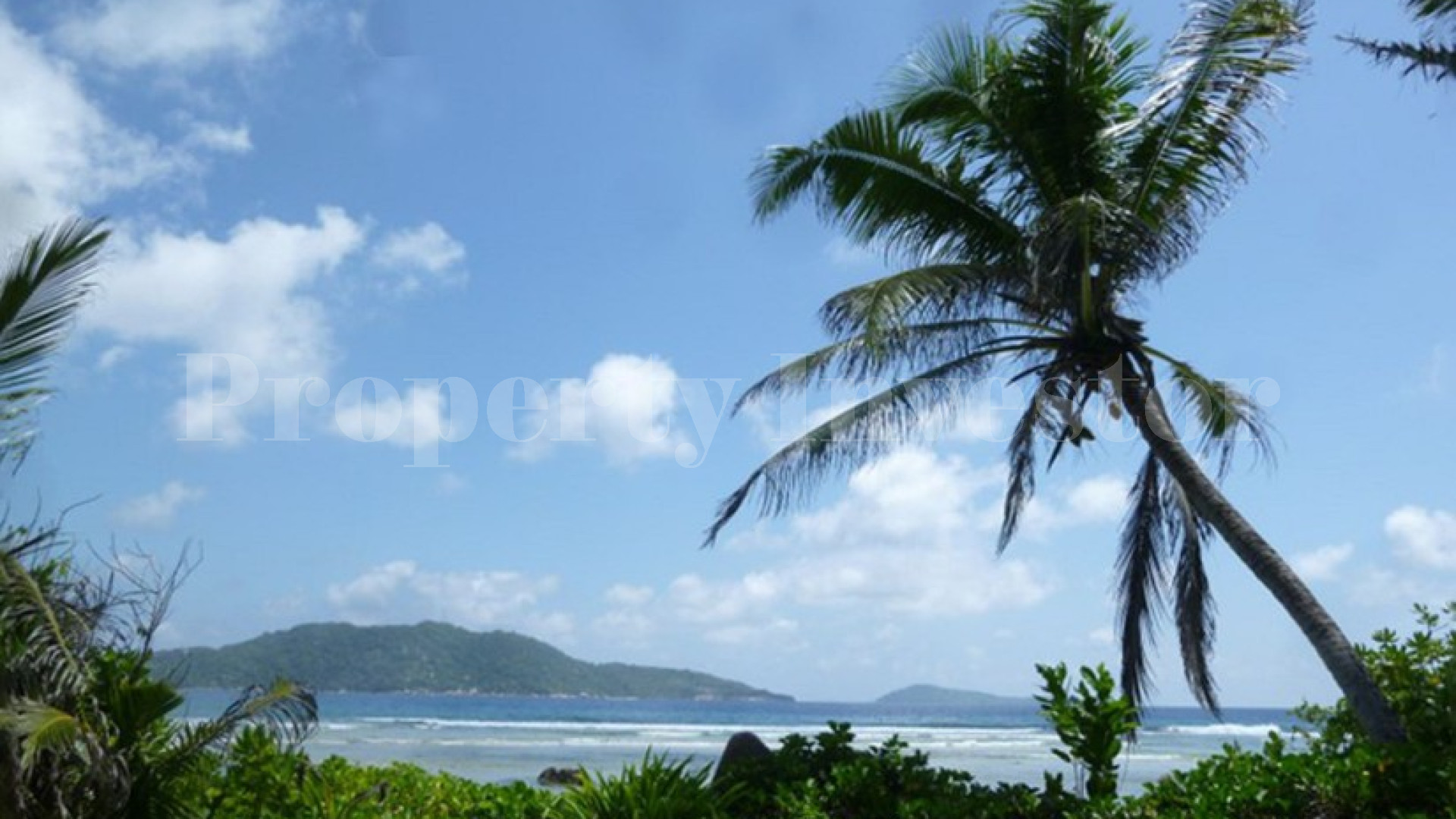 Private 3,862 m² Lot with Spectacular Sea Views for Sale on La Digue Island, Seychelles