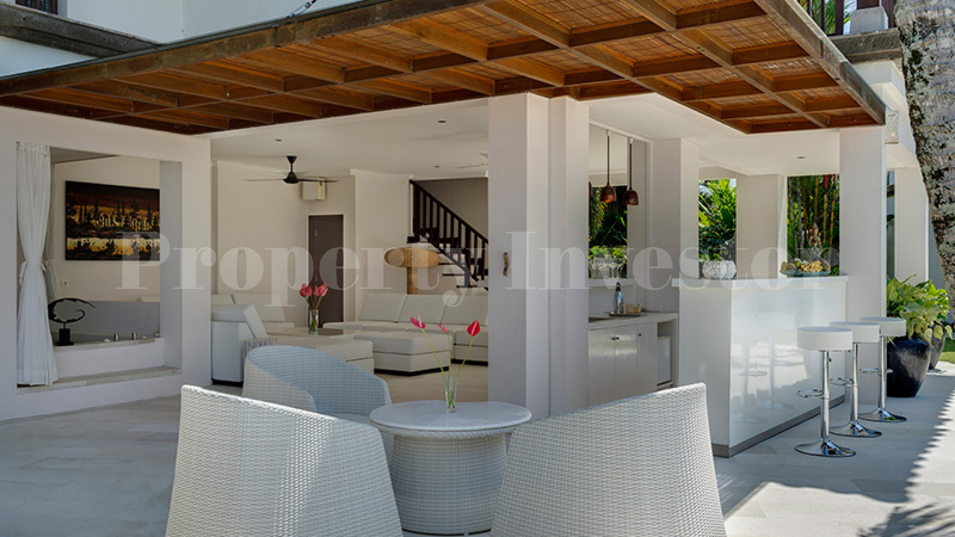 Magnificent 8 Bedroom Beachfront Estate for Sale in Canggu Pererenan, Bali