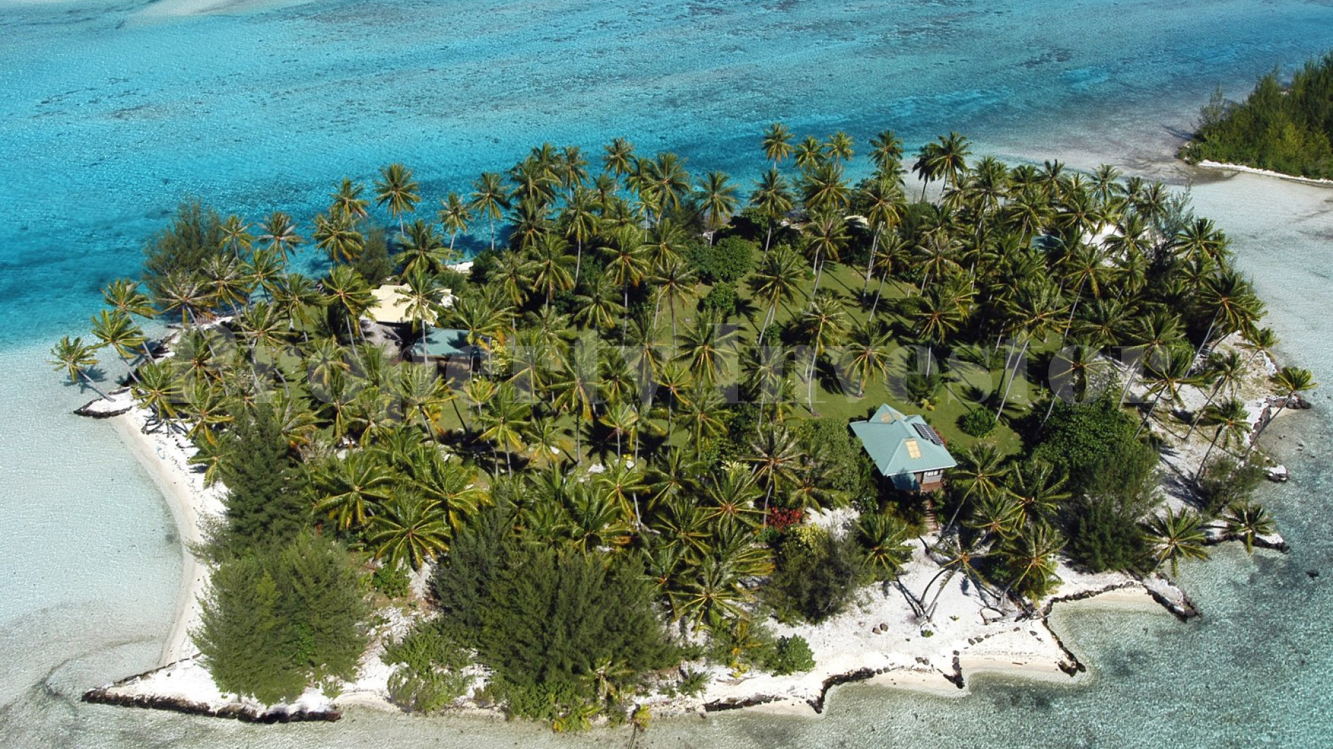 Продается частный остров мечты с резиденцией и невероятным видом на Бора-Бора