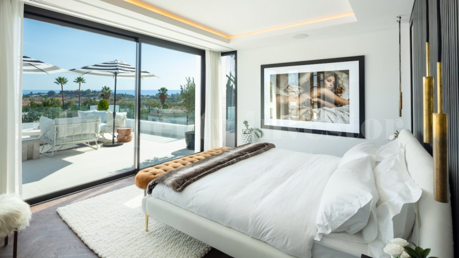 Красивая дизайнерская вилла с 5 спальнями в Нуэва Андалусия