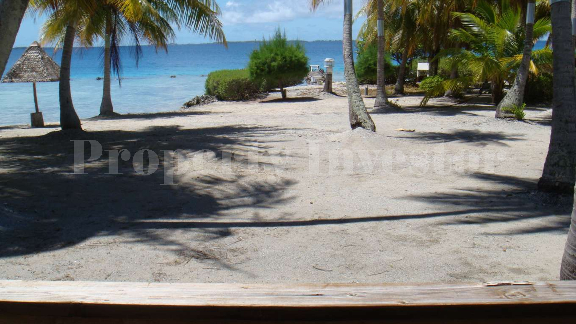 Продается частный островной бутик-ретрит с 5 бунгало площадью 3,36 га во Французской Полинезии
