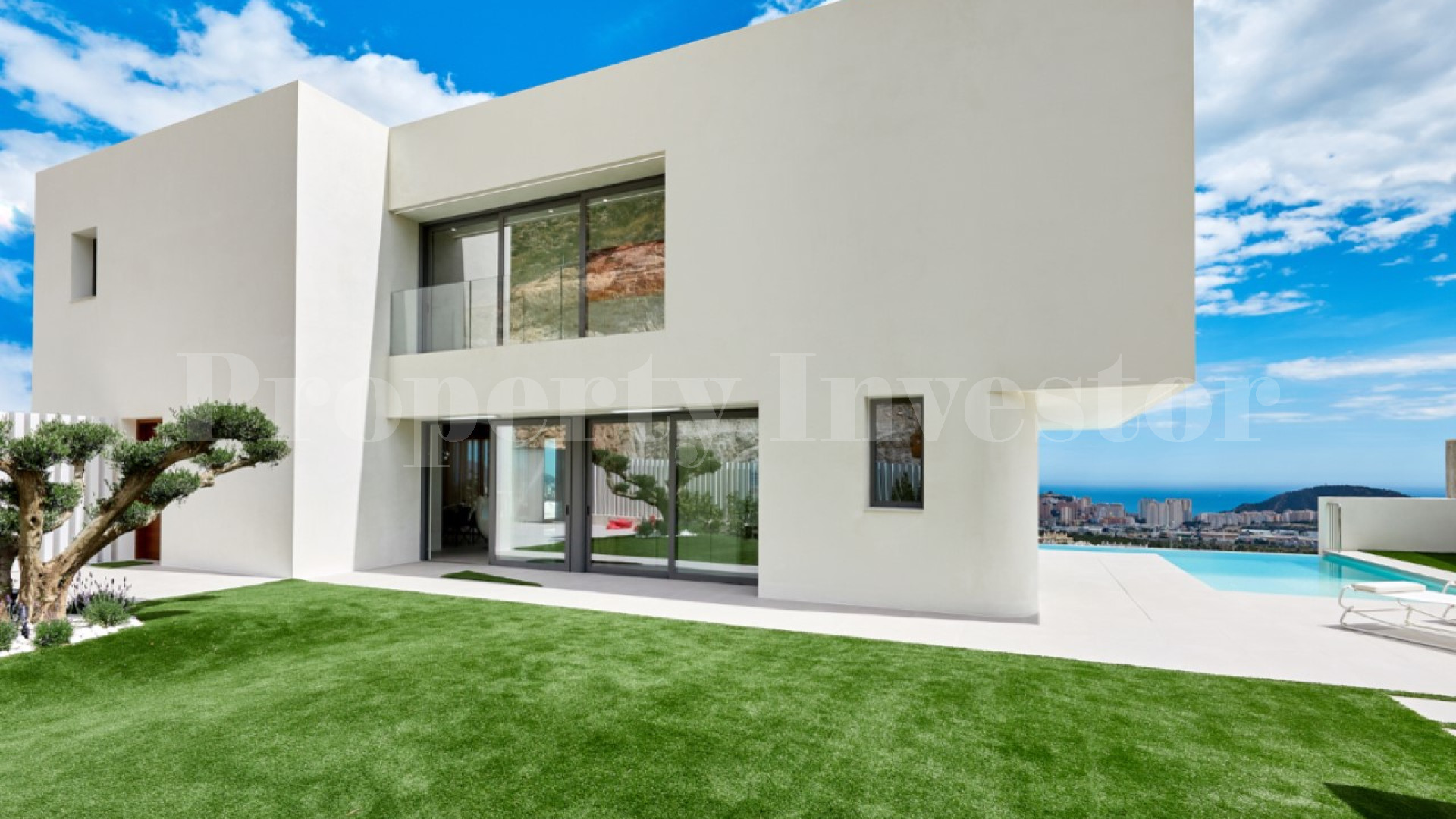 Elegant Modern Villa in Golf Bahia, Finestrat