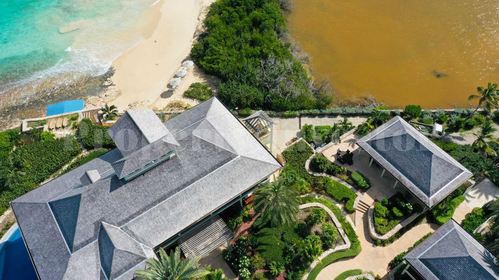 Невероятное роскошное поместье с 9 спальнями на пляже в Лонг Бэй, Ангилья