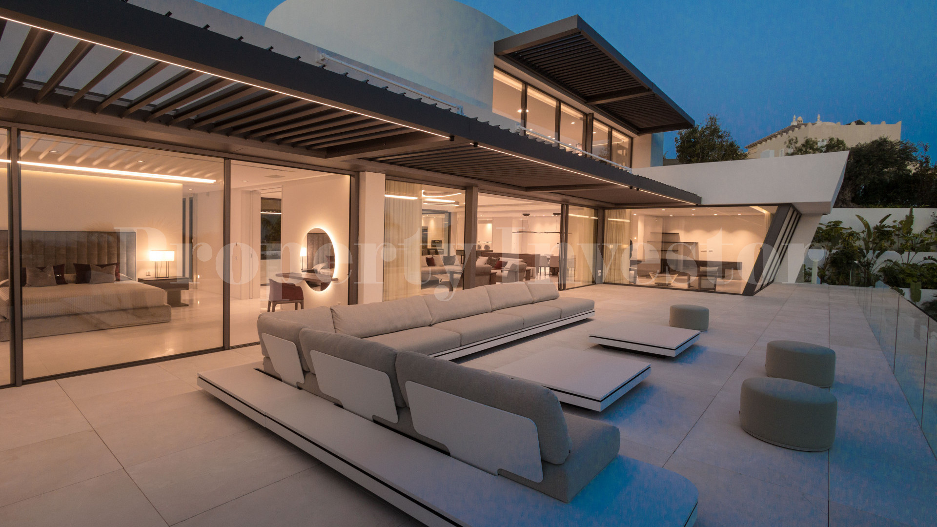 Fabulous 6 Bedroom Luxury Designer Villa Perfect for Entertaining for Sale in Benahavis, Spain