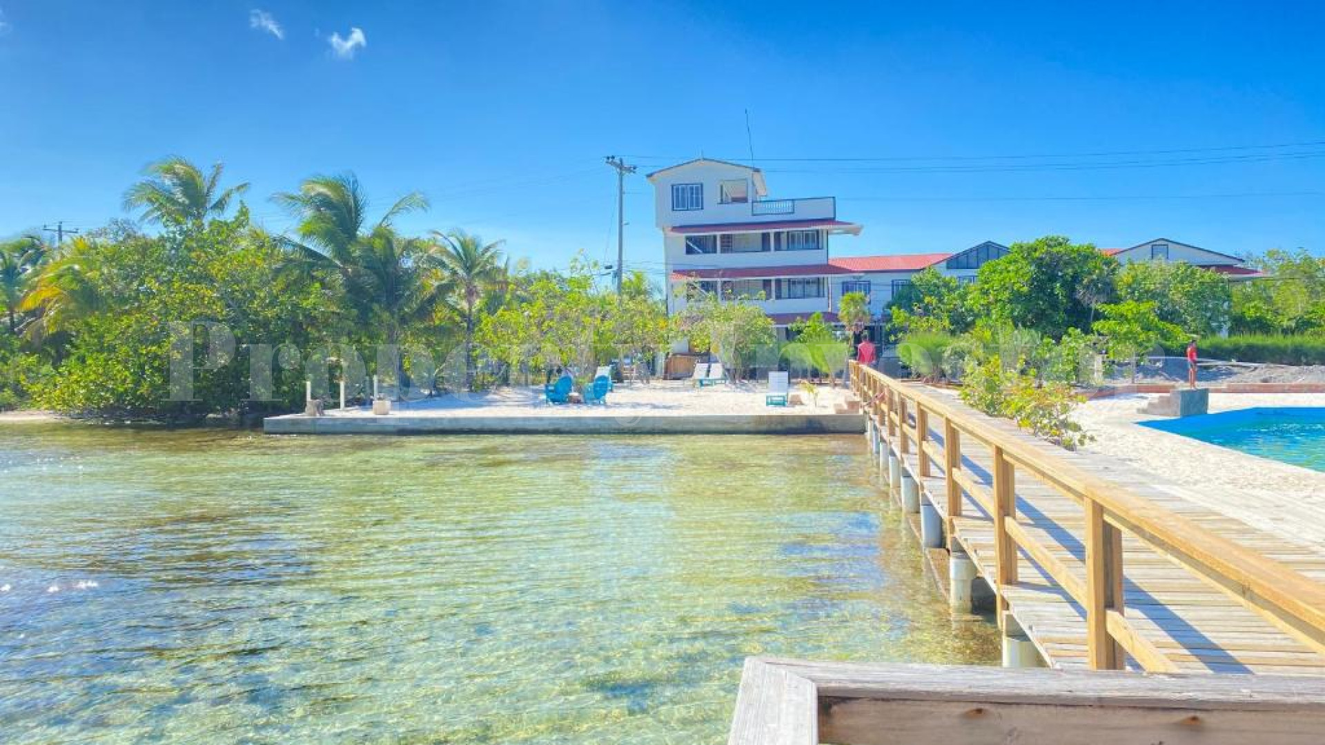 Established & Operating 24 Unit PADI Licensed Beachfront Dive Resort for Sale on Utila Island, Honduras