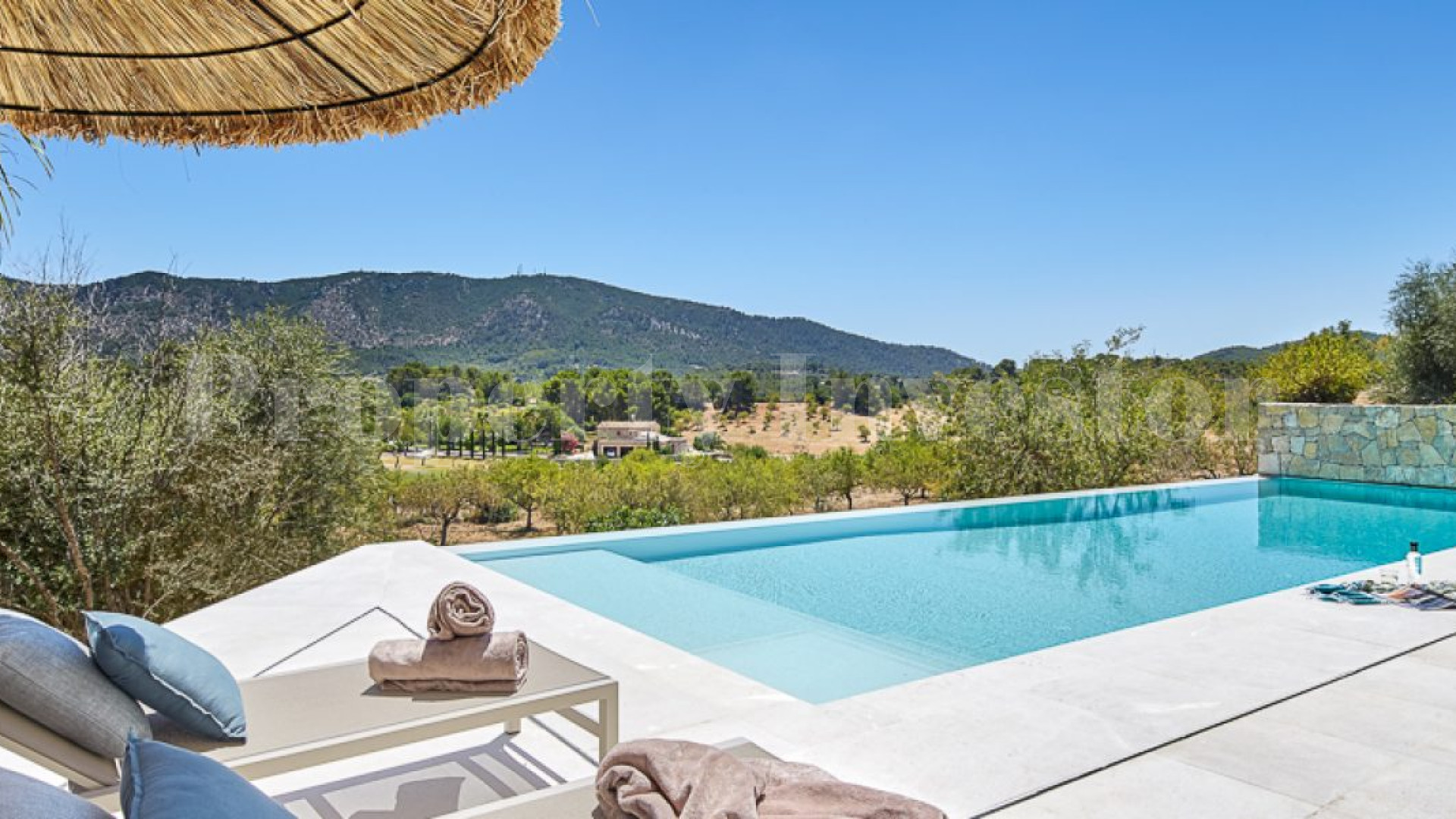 Modern New Build 5 Bedroom Villa with Fantastic Landscape Views in Calvia
