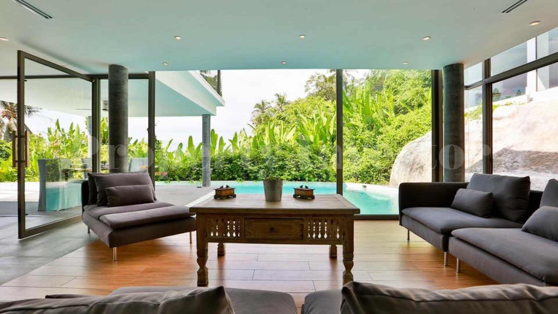 Ультра современная роскошная тропическая вилла с 3 спальнями в Хуа Танон, о.Самуи