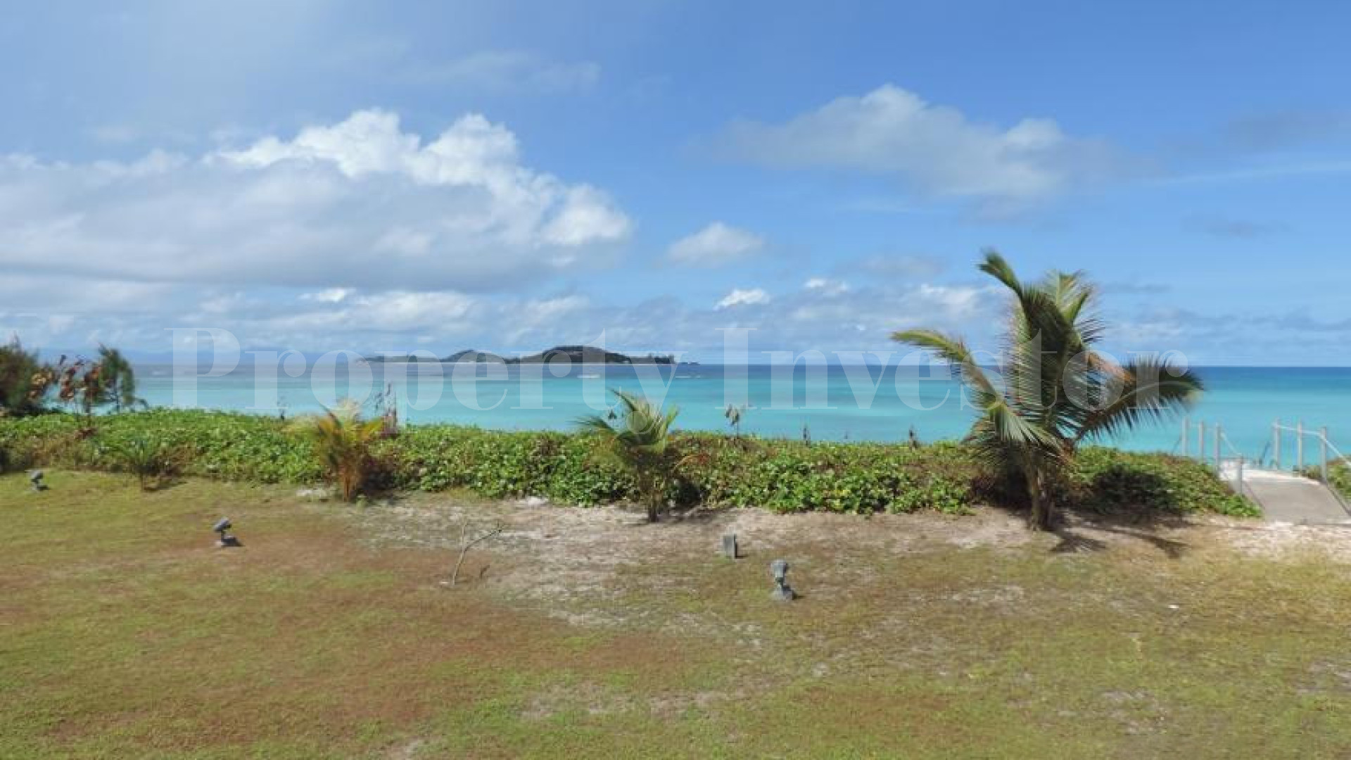 Роскошная вилла с 8 спальнями со своим пляжем на острове Праслин на Сейшелах