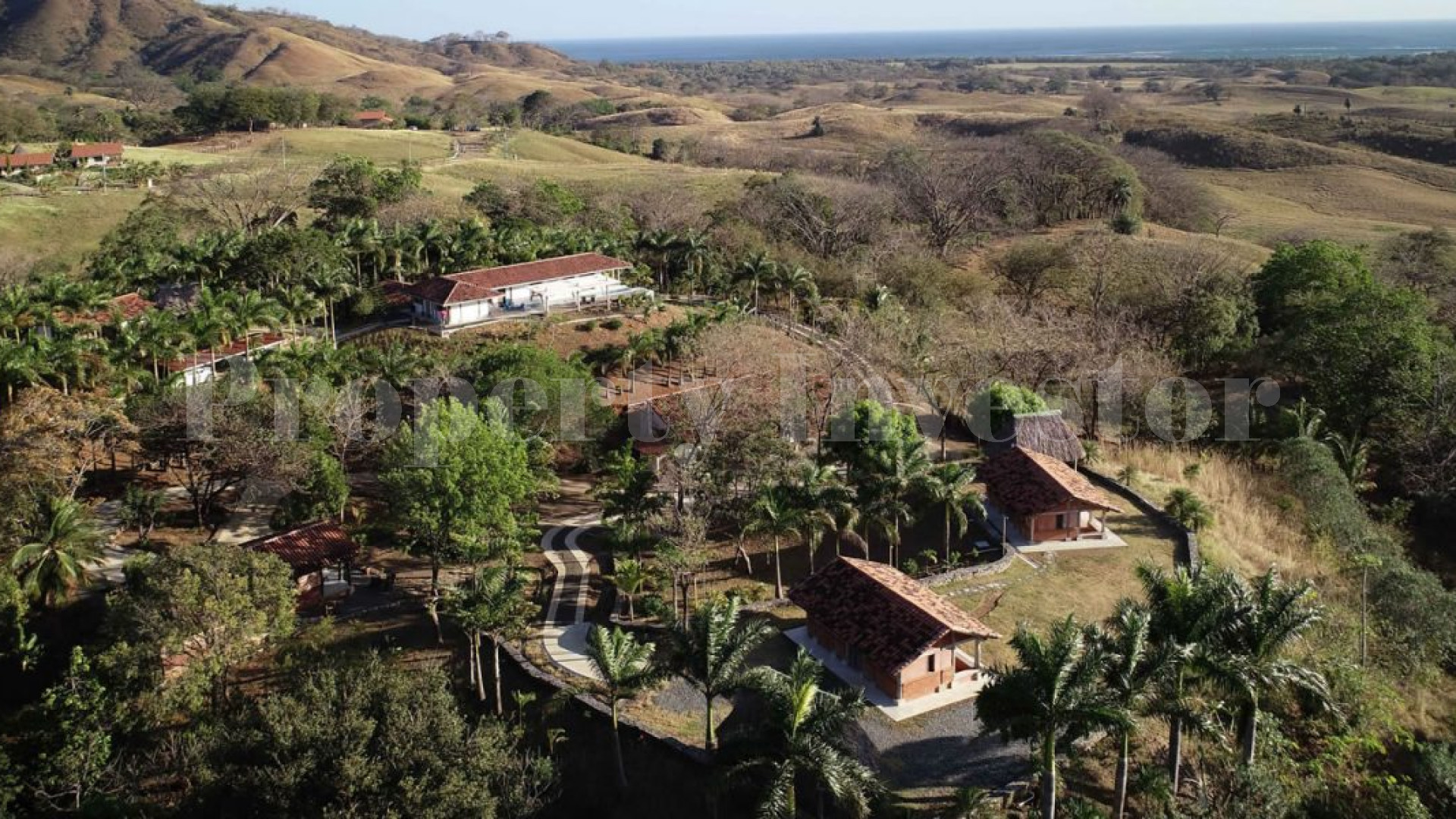 Lovely 7 Bedroom Luxury Oceanview Home or Retreat for Sale in Pedasi, Panama