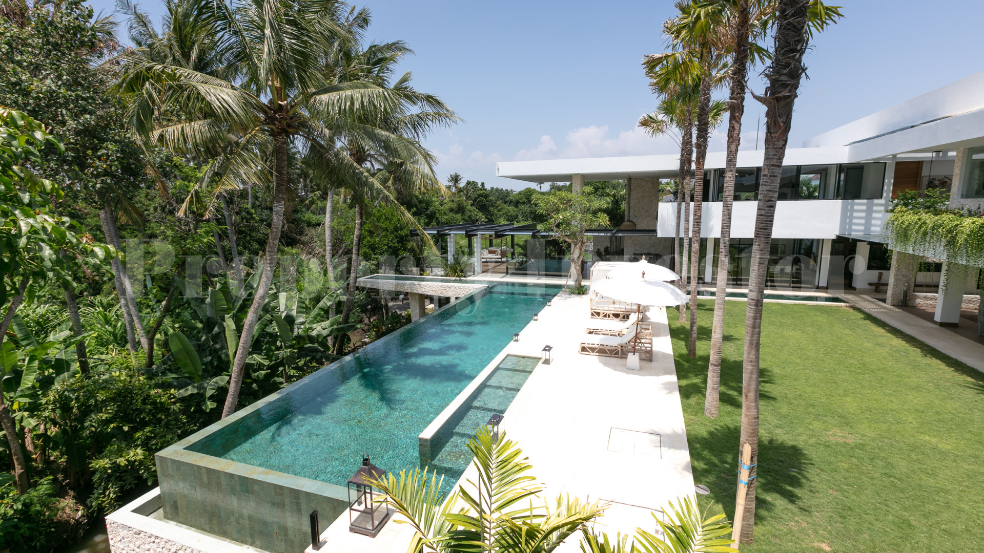 Breathtaking 7 Bedroom Ultra-Modern Luxury Villa with Incredible Infinity Pool & Outdoor Spaces for Sale in Pererenan-Canggu, Bali