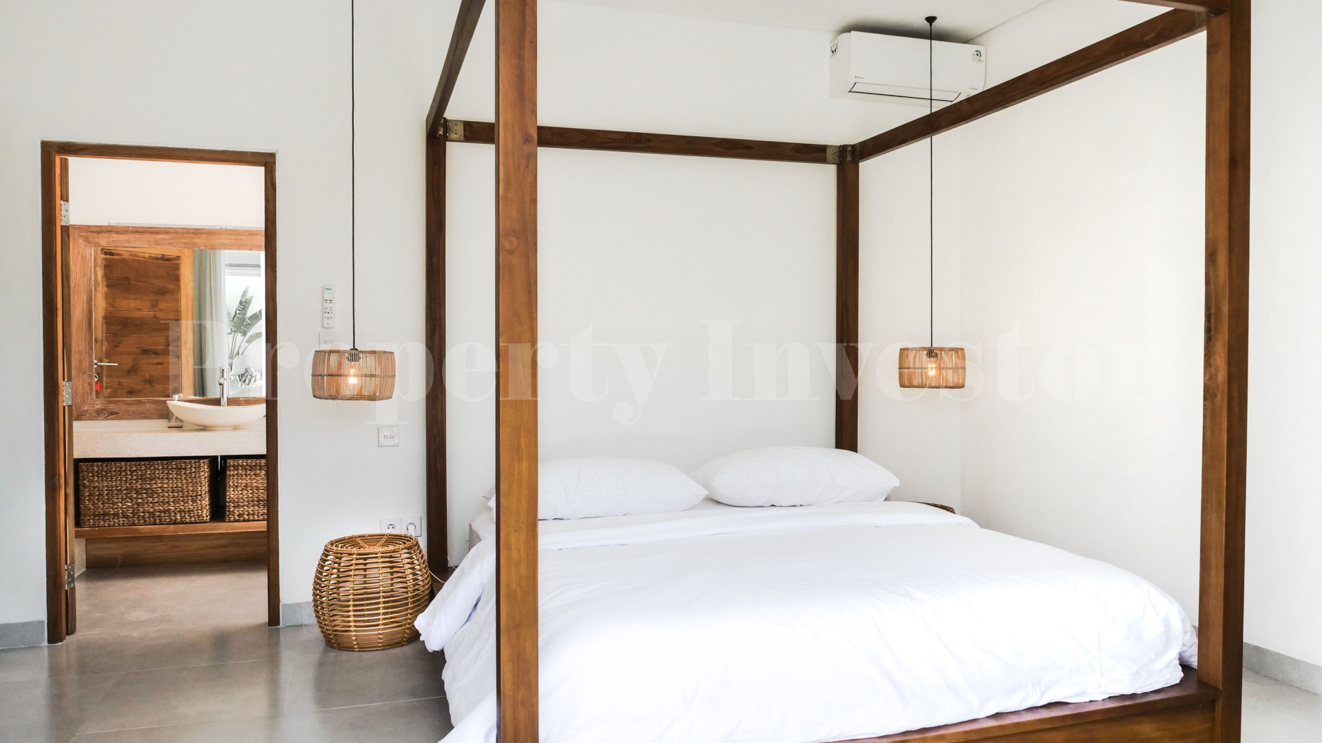 Brand New 3 Bedroom Luxury Contemporary Villa for Sale in Canggu-Padonan, Bali