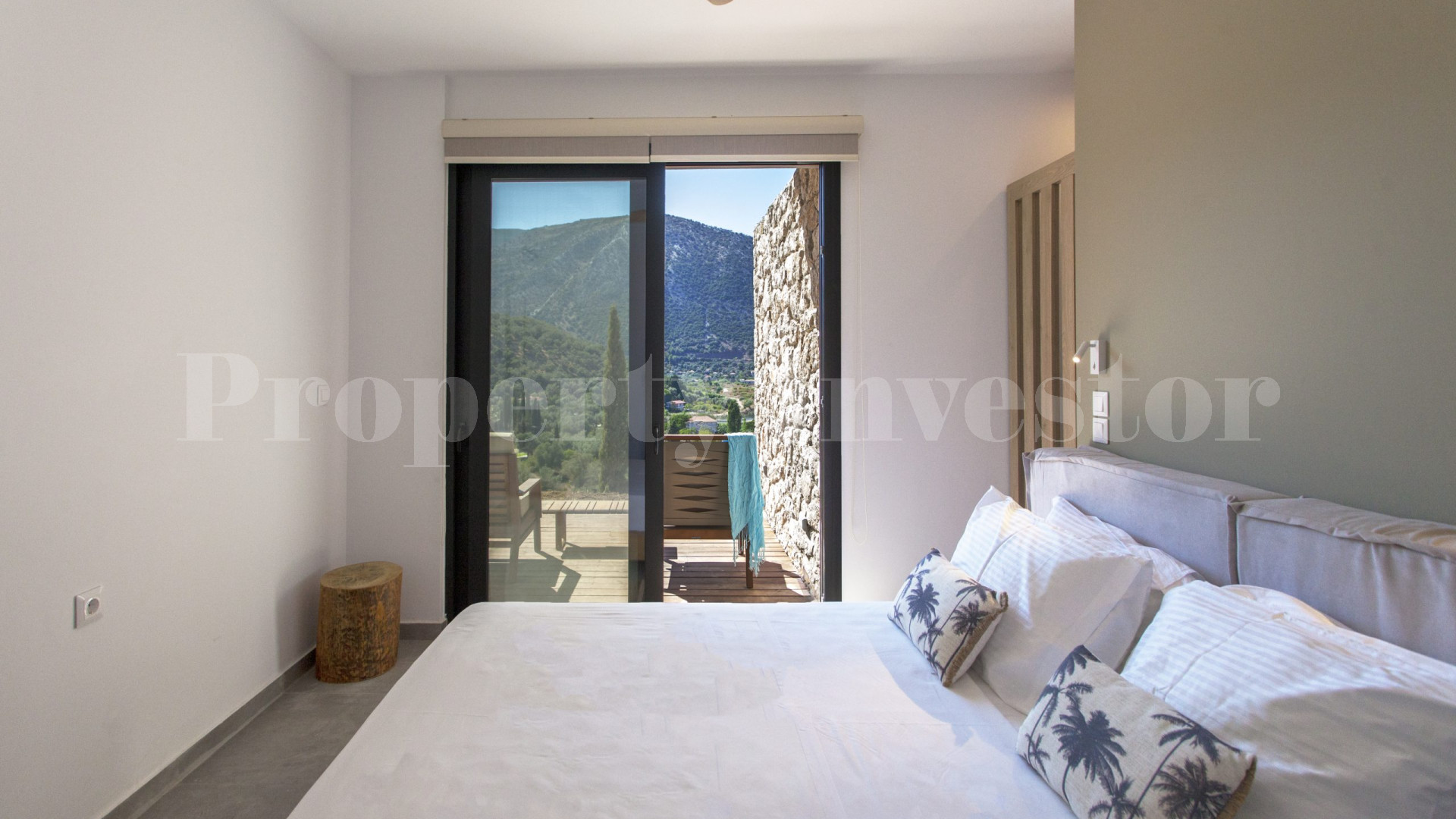 Новая роскошная вилла на 4 спальни с захватывающим панорамным видом на о. Лефкада, Греция