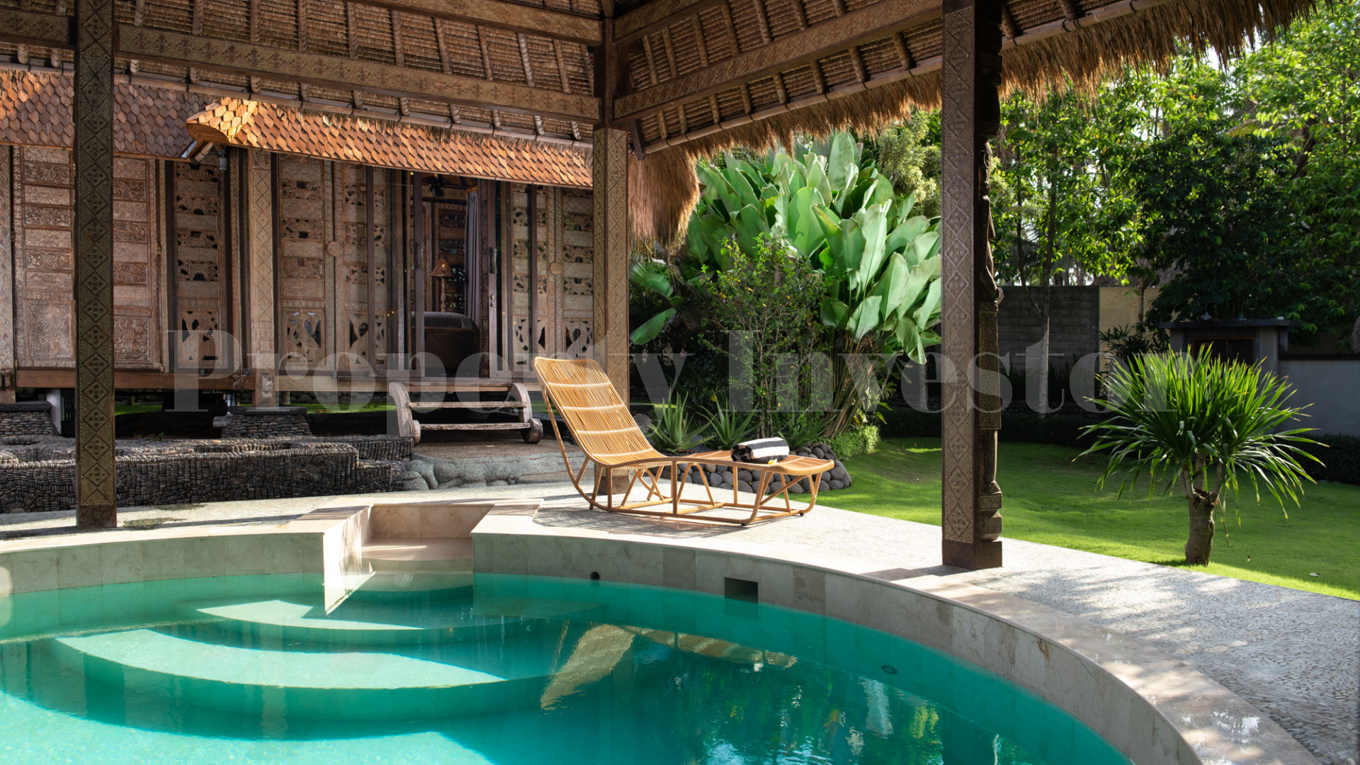 Бутик-отель класса люкс или 3 частные резиденции в Табанане, Бали