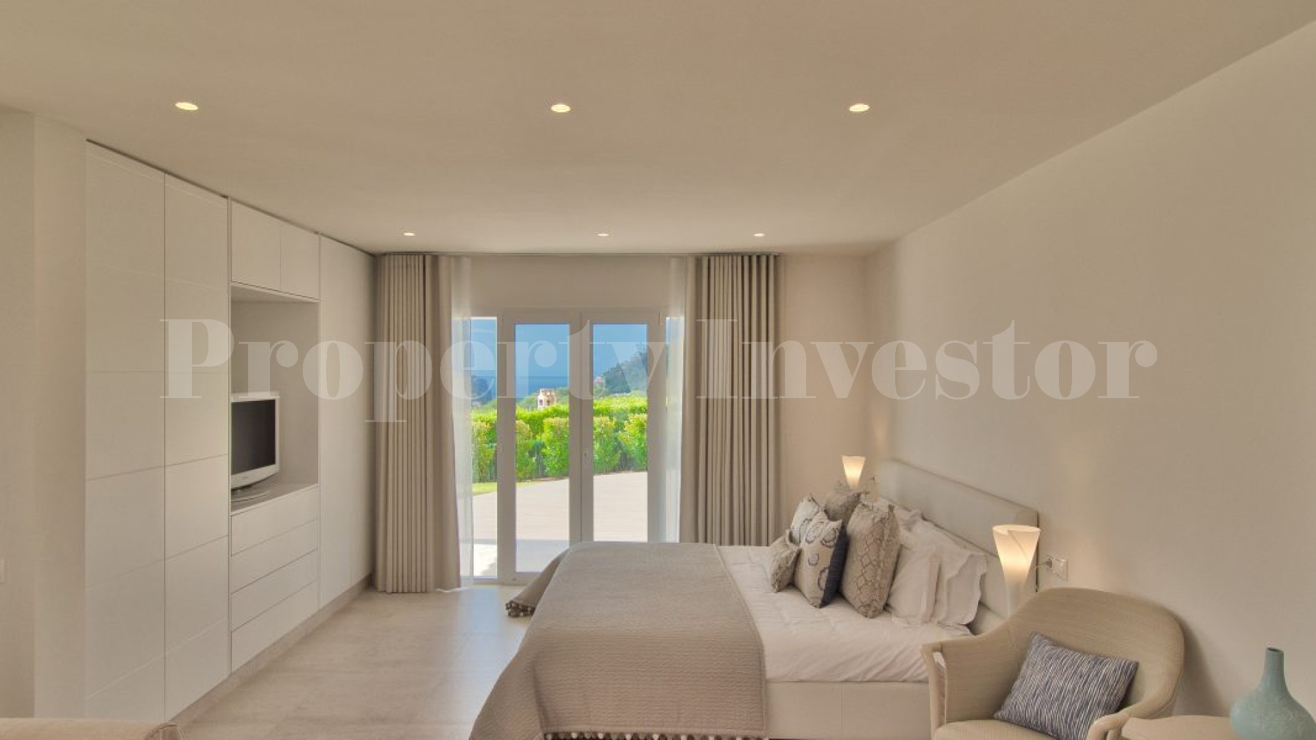 Luxury 4 Bedroom Sea View Villa in Prime Location of Port Andratx