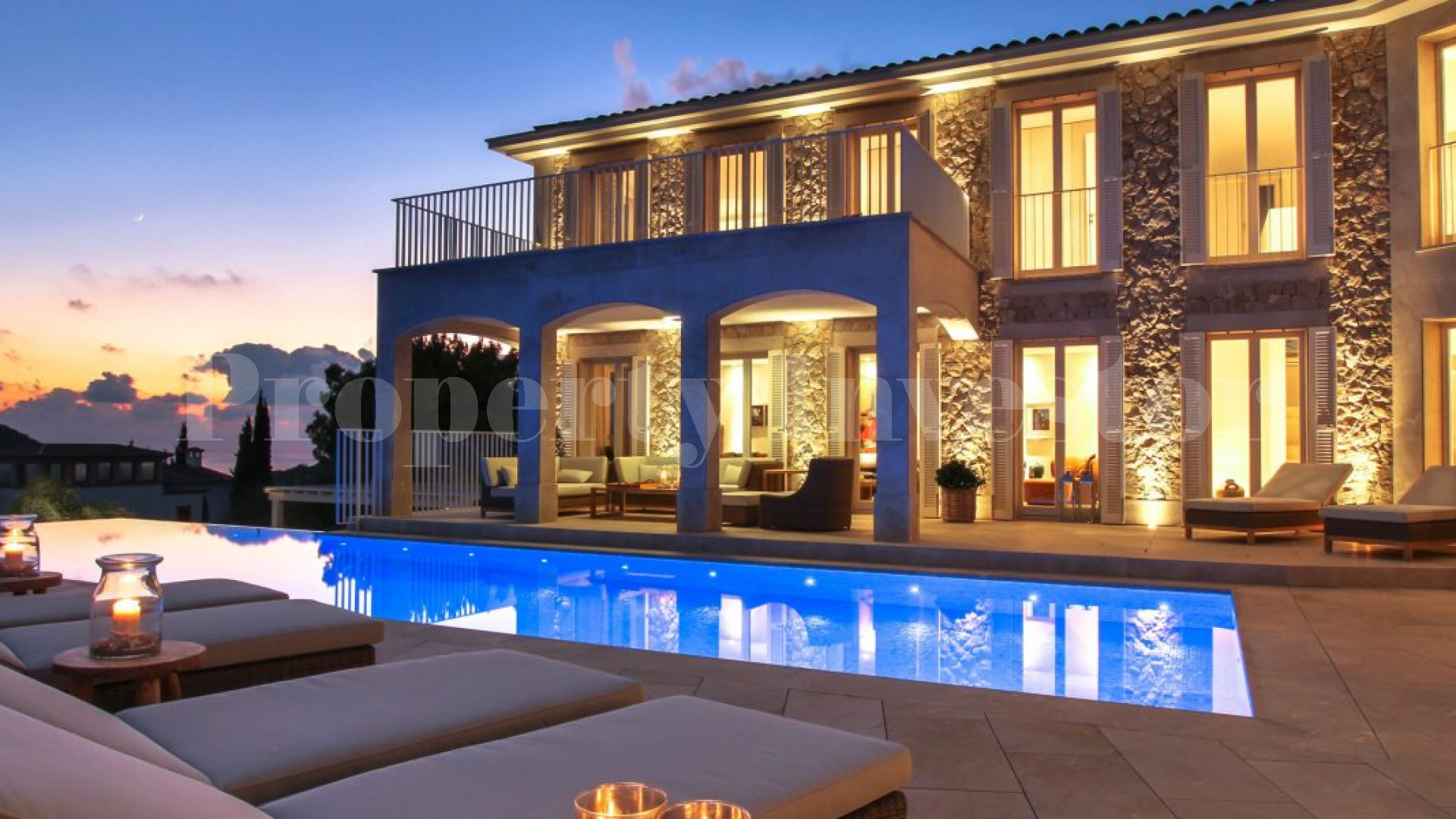 Luxury 6 Bedroom Mansion with Rental License in the Centre of Port Andratx