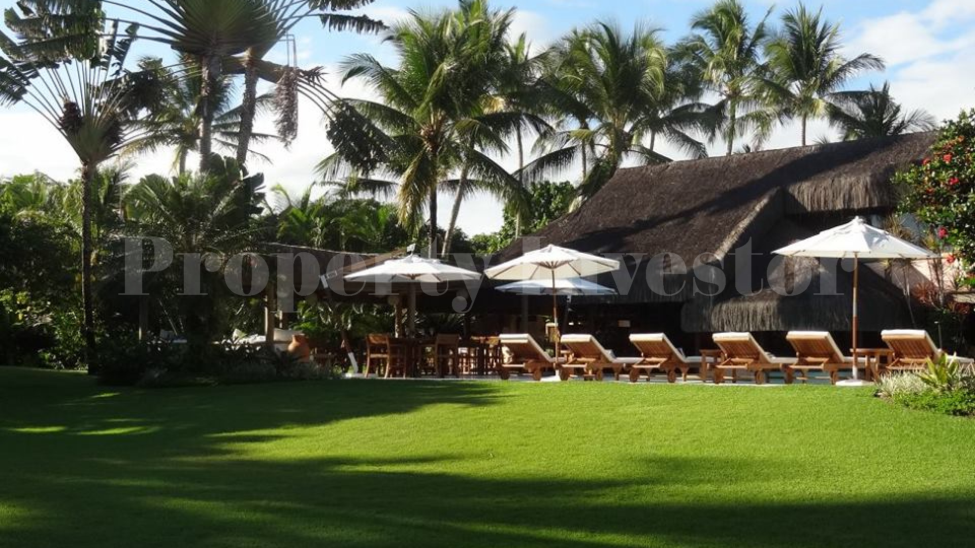 Elegant 10 Bungalow & Villa Boutique Beach Resort for Sale in Trancoso, Brazil