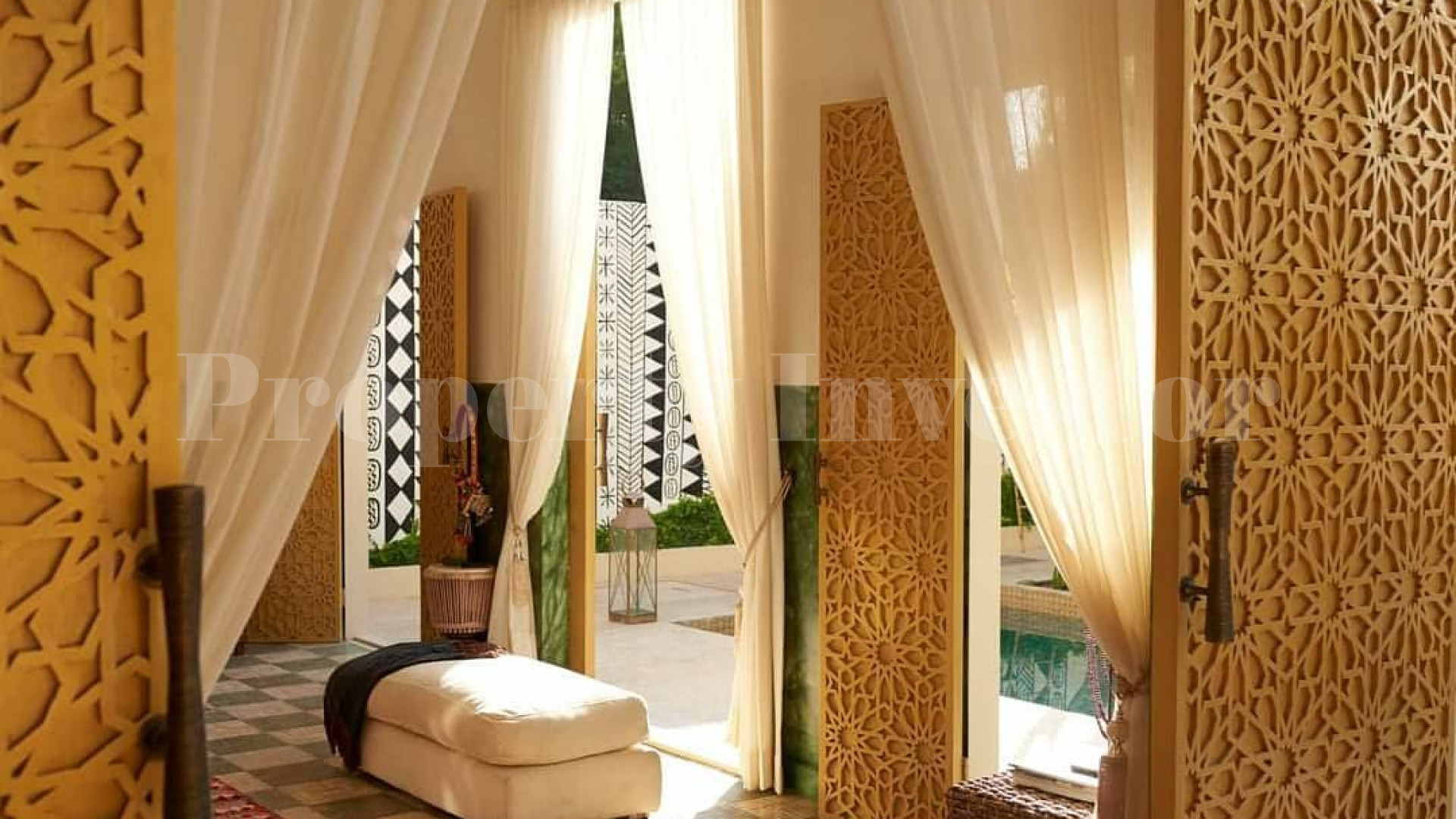 Красивая вилла на 2 спальни в марокканском стиле рядом с пляжем Сесех, Бали