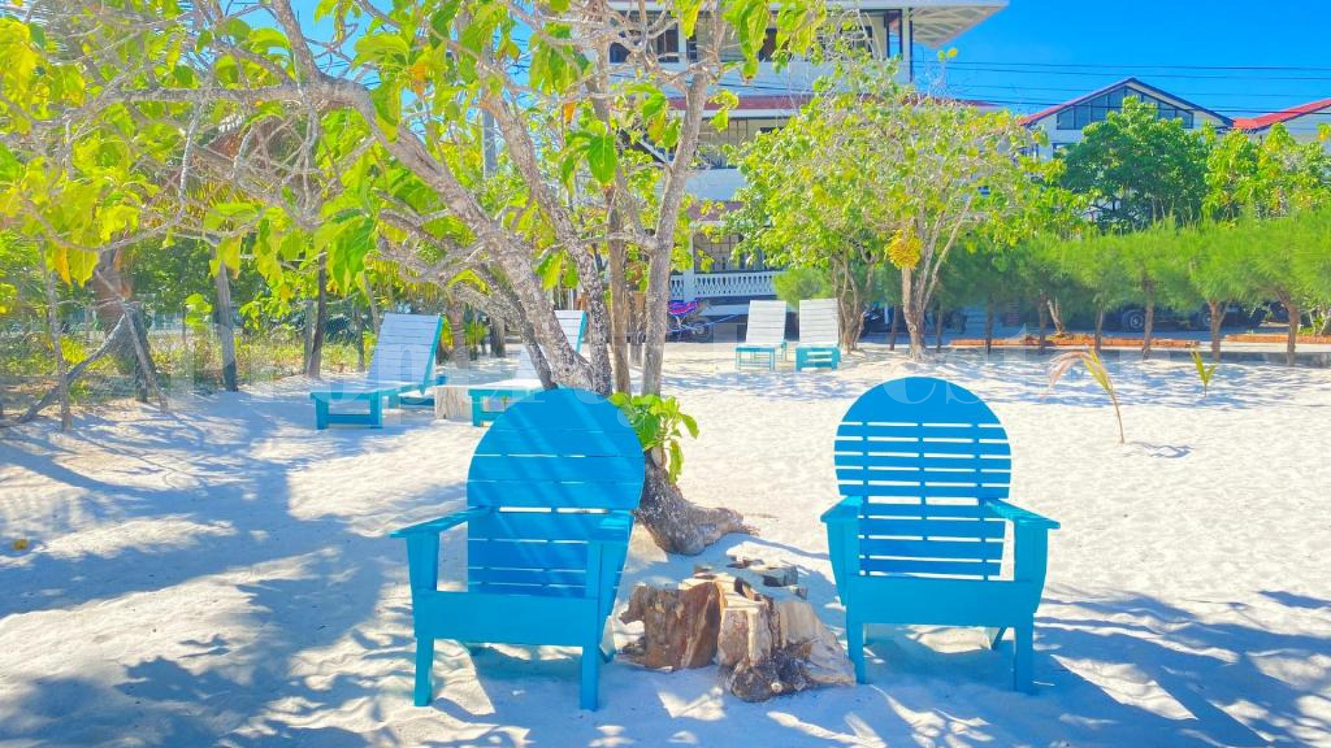 Established & Operating 24 Unit PADI Licensed Beachfront Dive Resort for Sale on Utila Island, Honduras