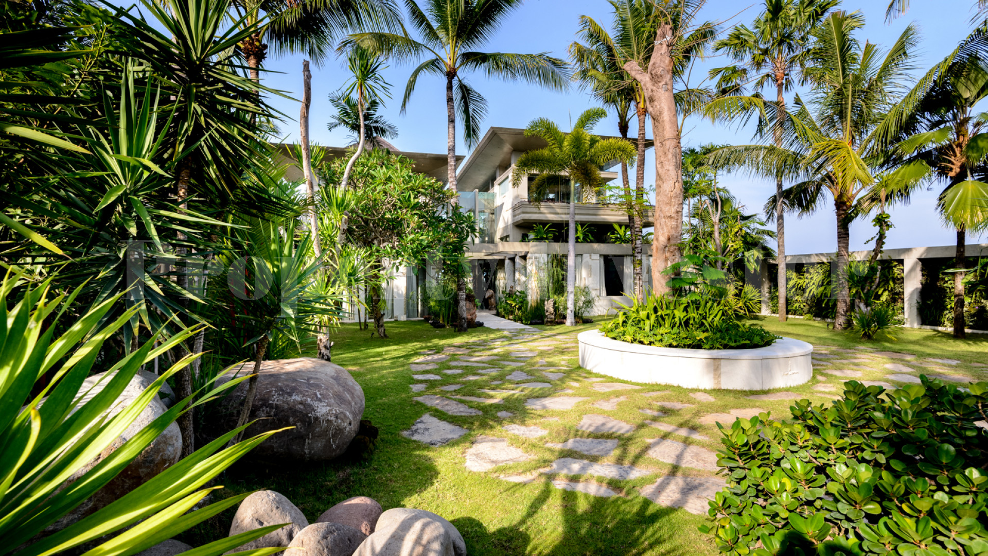 Lavish 8 Bedroom Ultra Luxury Beachfront Estate for Sale in Tabanan, Bali
