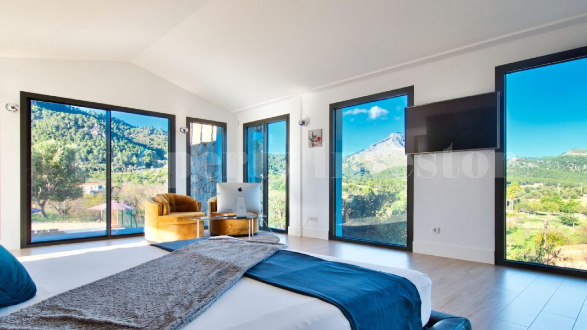 4 Bedroom Luxury Villa in Es Capdella, Mallorca