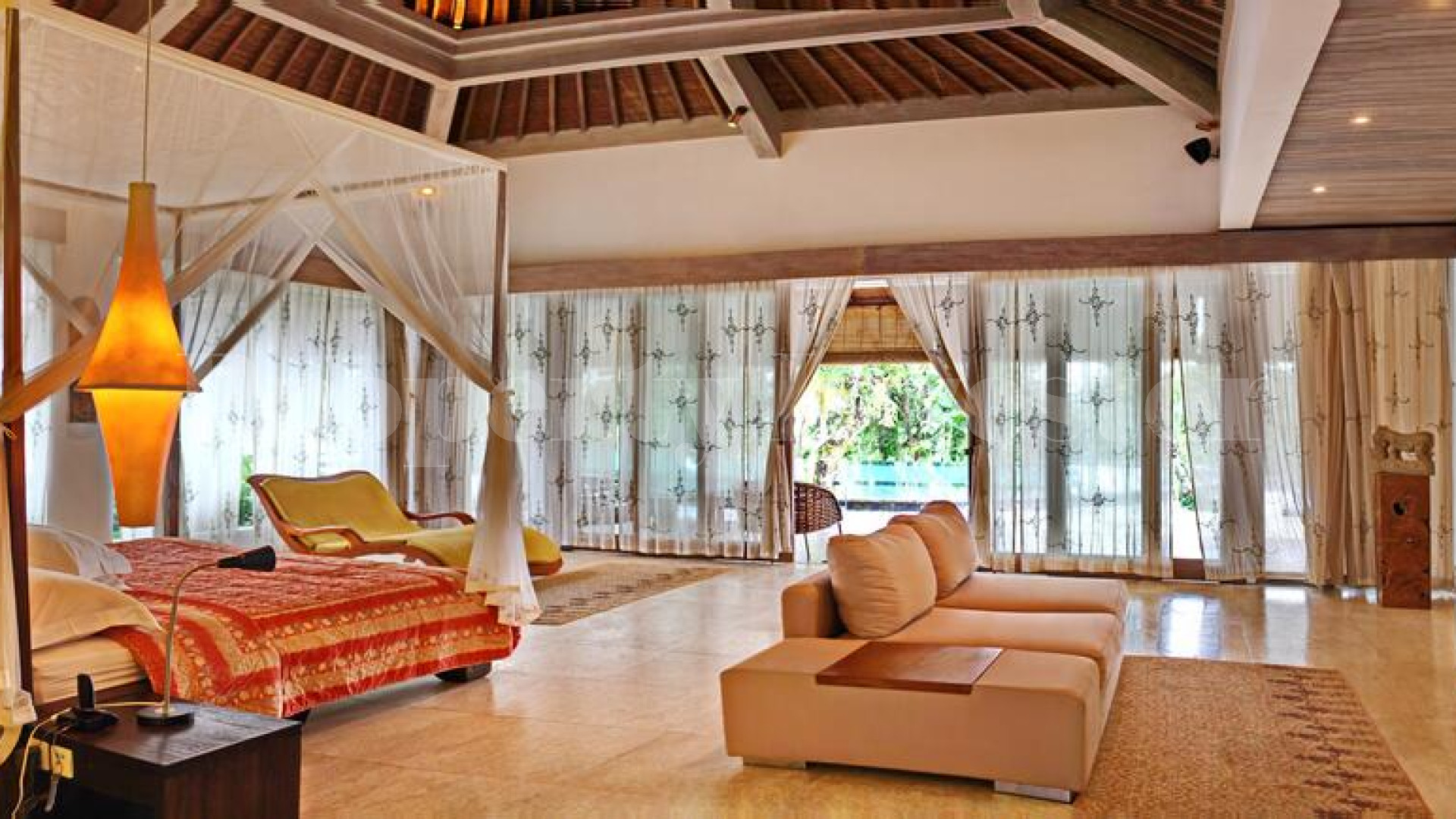 Exotic 4* Boutique Hotel & Spa with 26 Rooms & Villas in Ubud, Bali