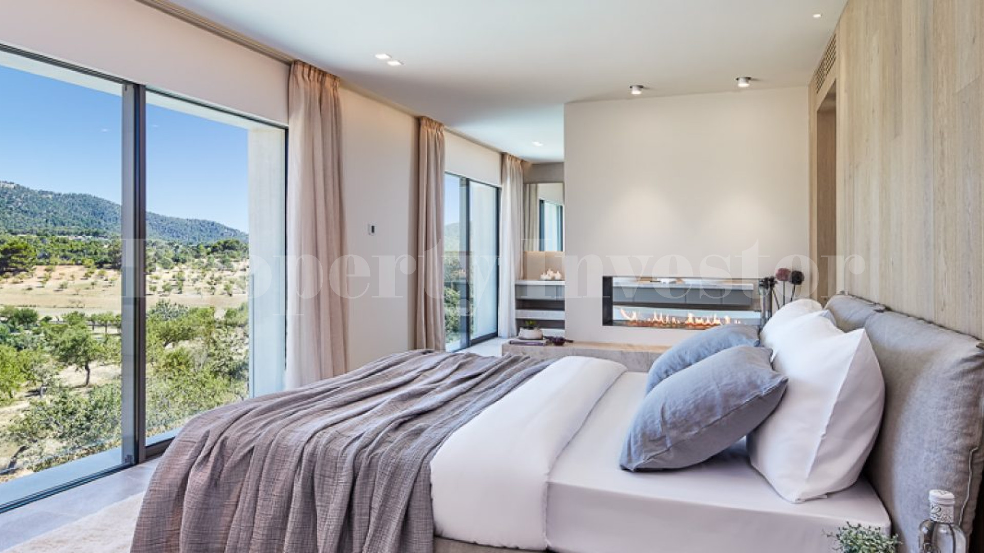 Современная новая вилла с 5 спальнями и фантастическим пейзажем в Кальвии