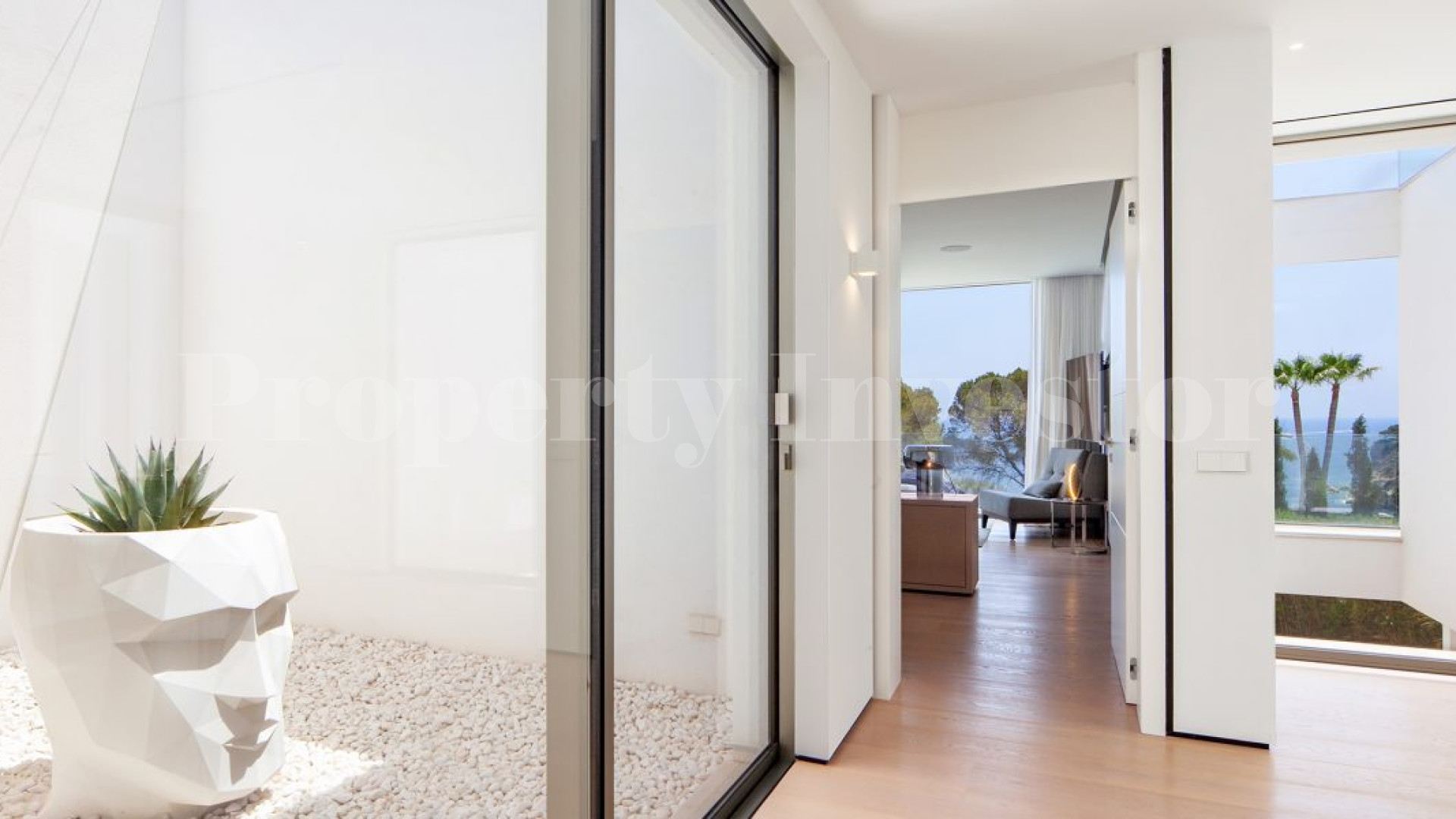 Ultra Modern 5 Bedroom Sea View Villa in Sol de Mallorca