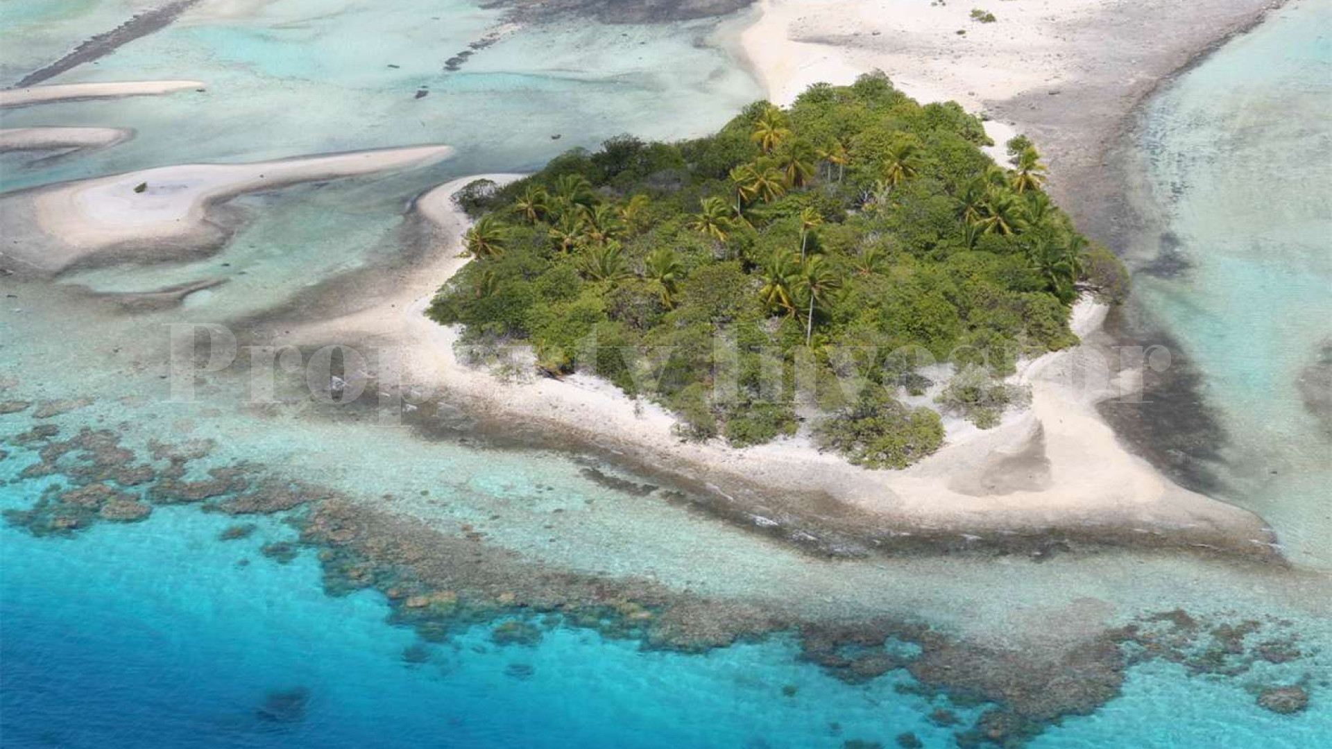 Продается частный атолл 900 га с фермой жемчуга и с взлетно-посадочной полосой во Французской Полинезии