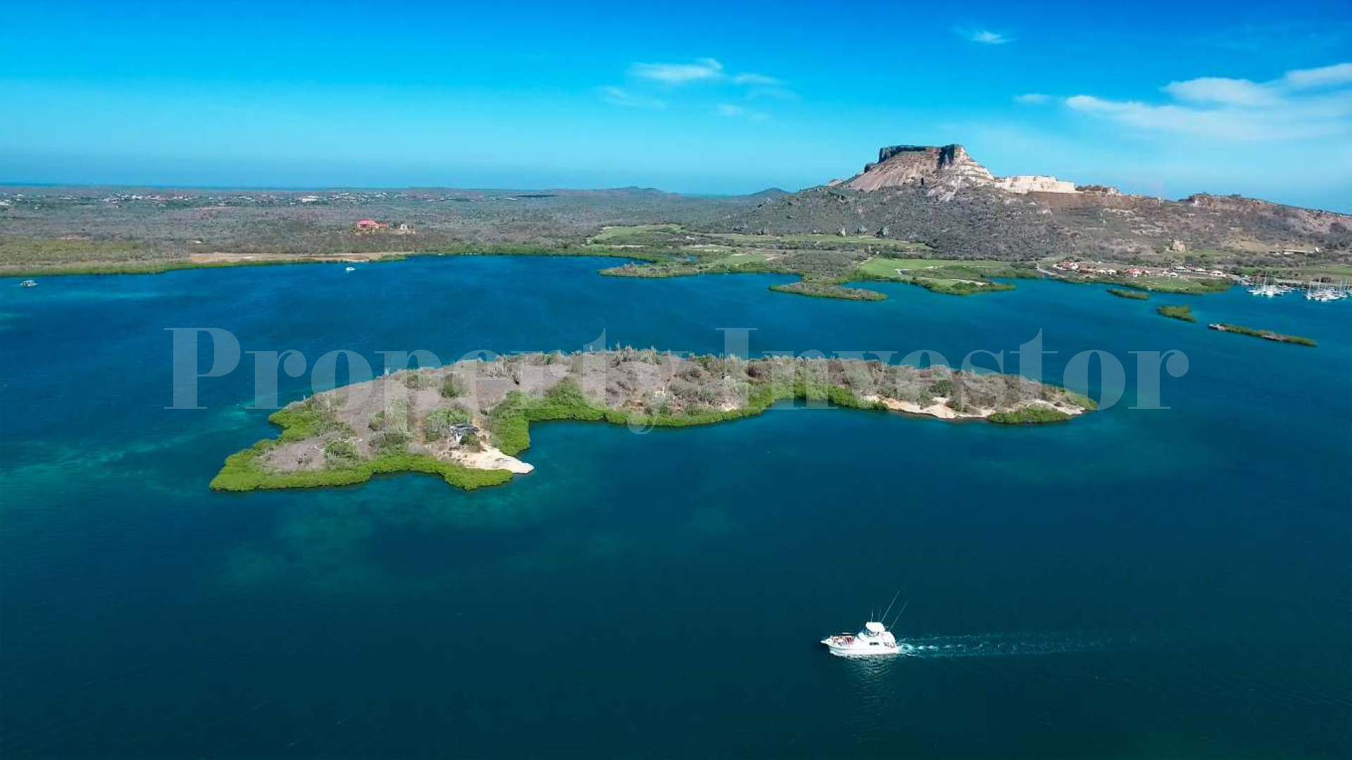 Нетронутый дикий частный остров 30 гектаров в Кюрасао