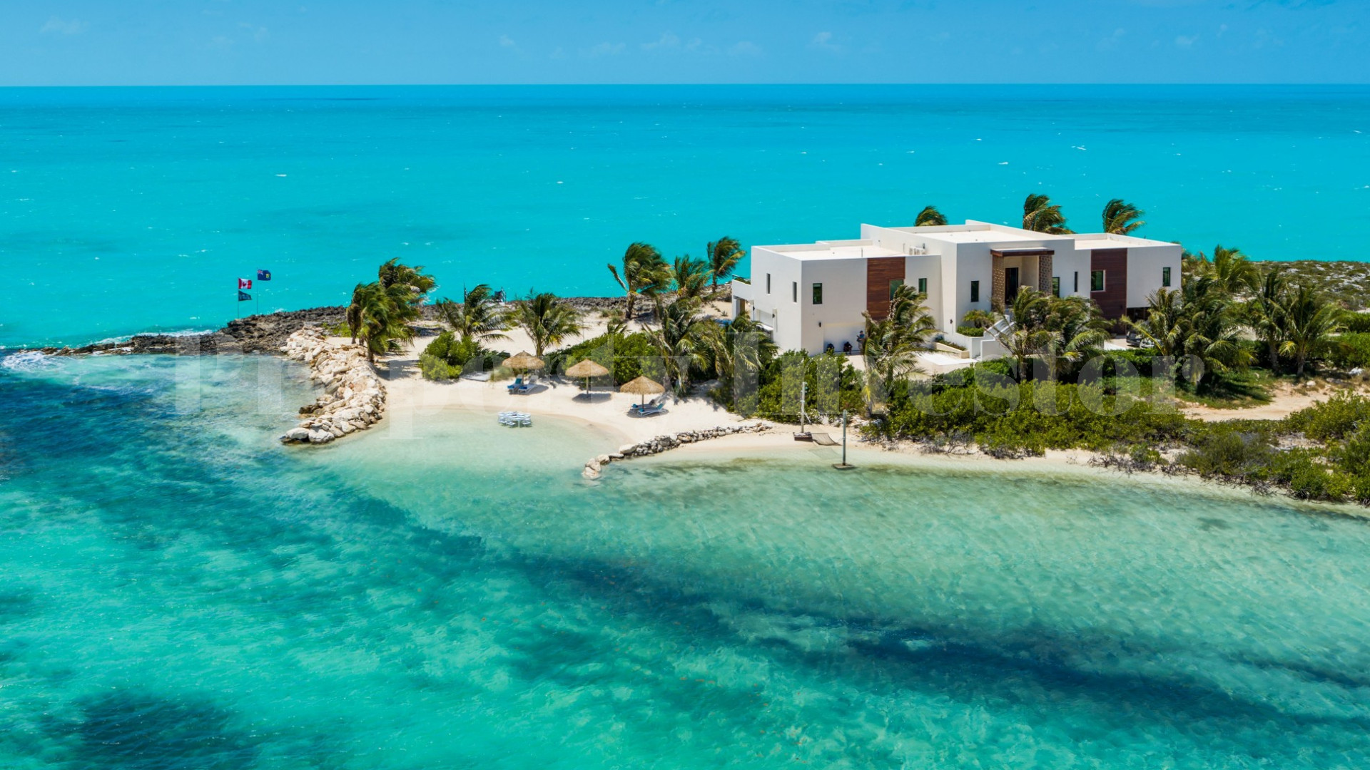 Stunning 6 Bedroom Beachfront Villa in Turk & Caicos