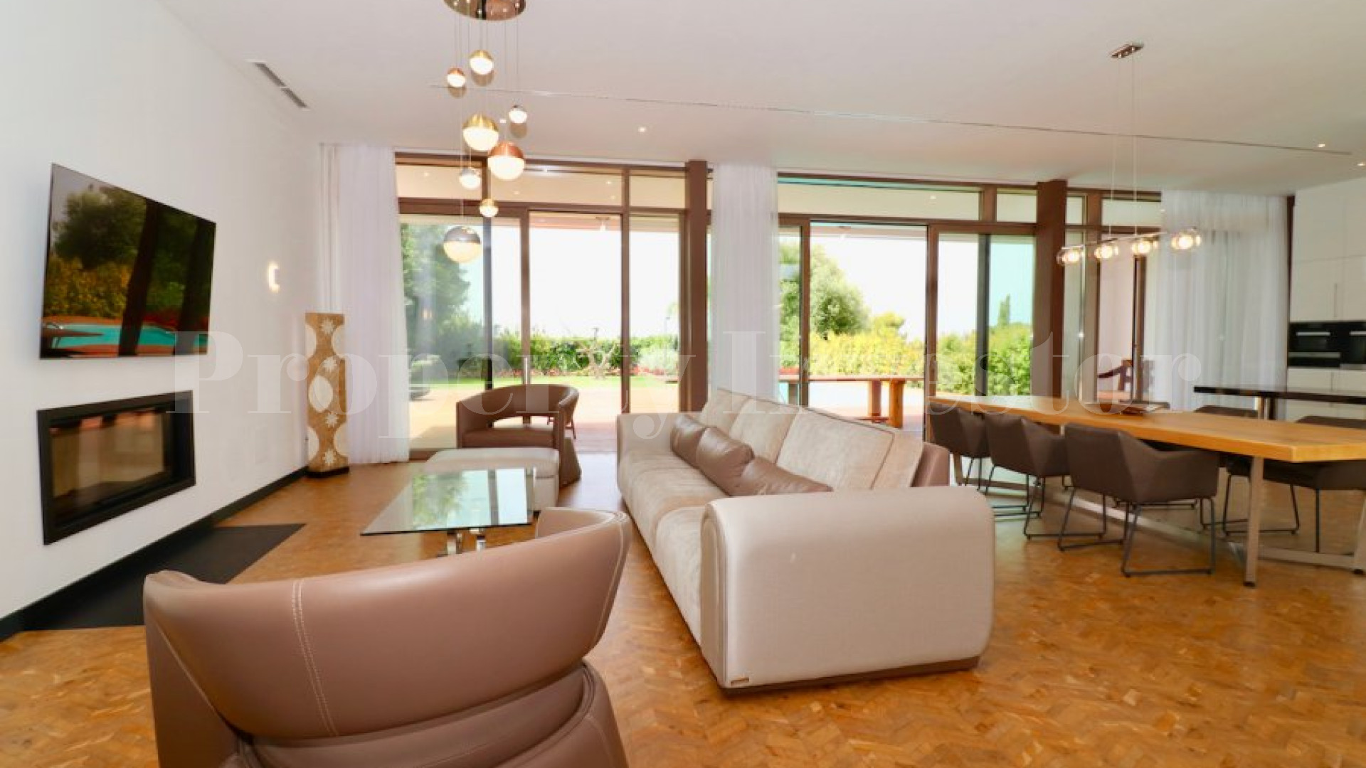 6 Bedroom Designer Villa with Amazing Garden, Pool & Rooftop Terrace in Nueva Andalucia, Marbella