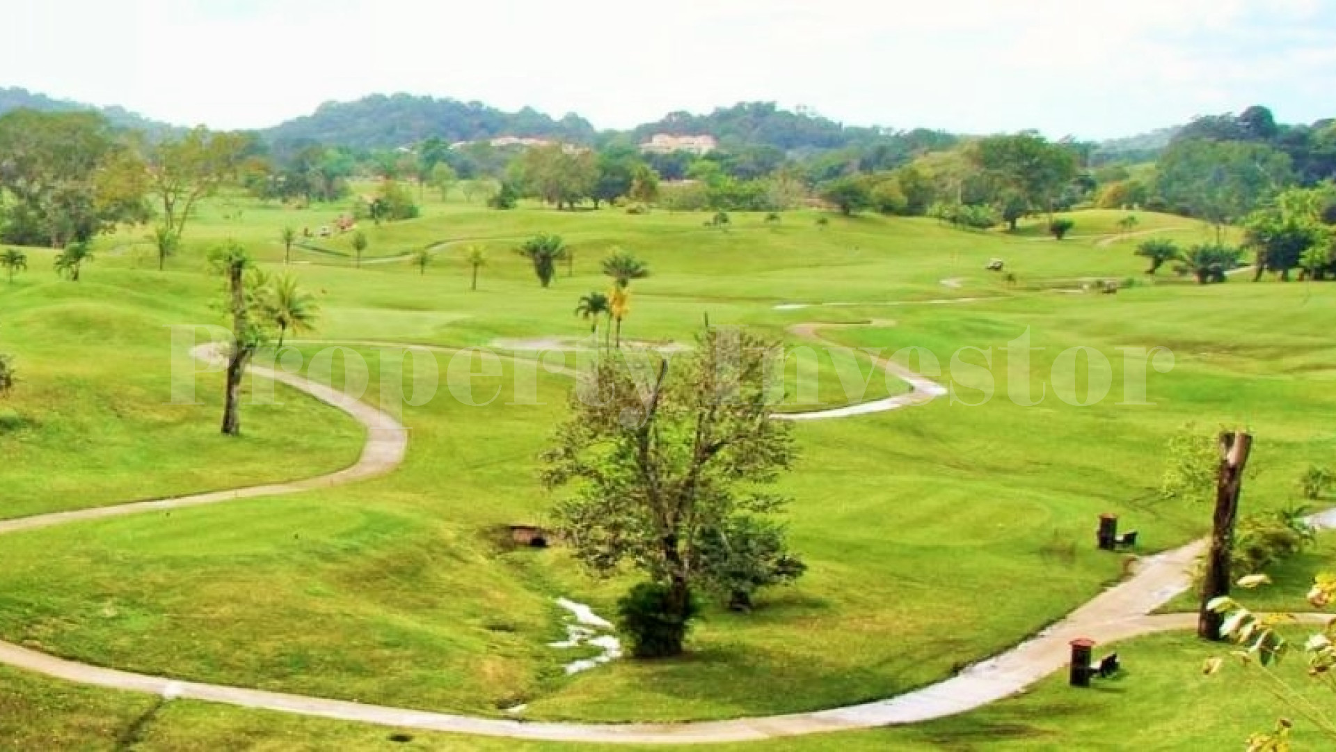 Gorgeous 4 Bedroom Luxury Golf Club Residence for Sale in Cocoli, Panama City