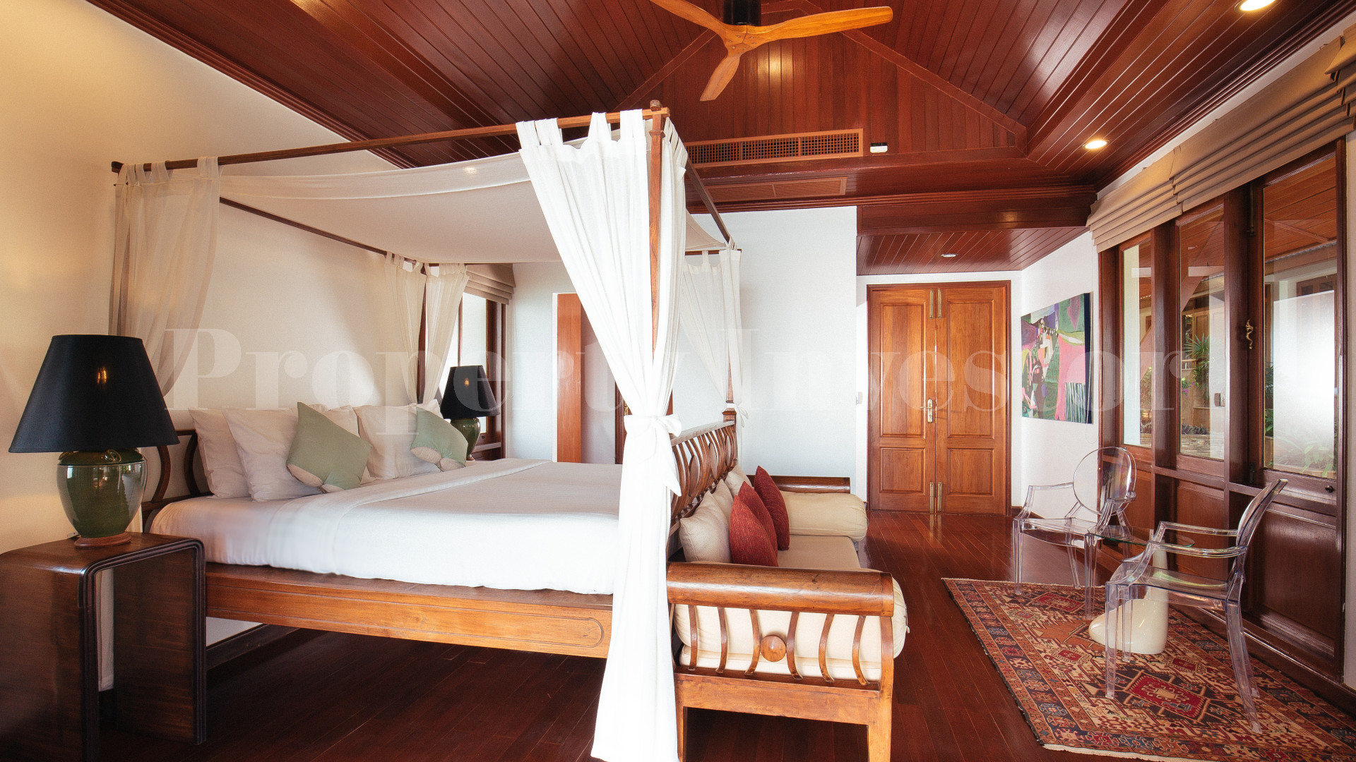 Невероятная частная роскошная вилла на 8 спален на берегу океана возле пляжа Ката, Пхукет