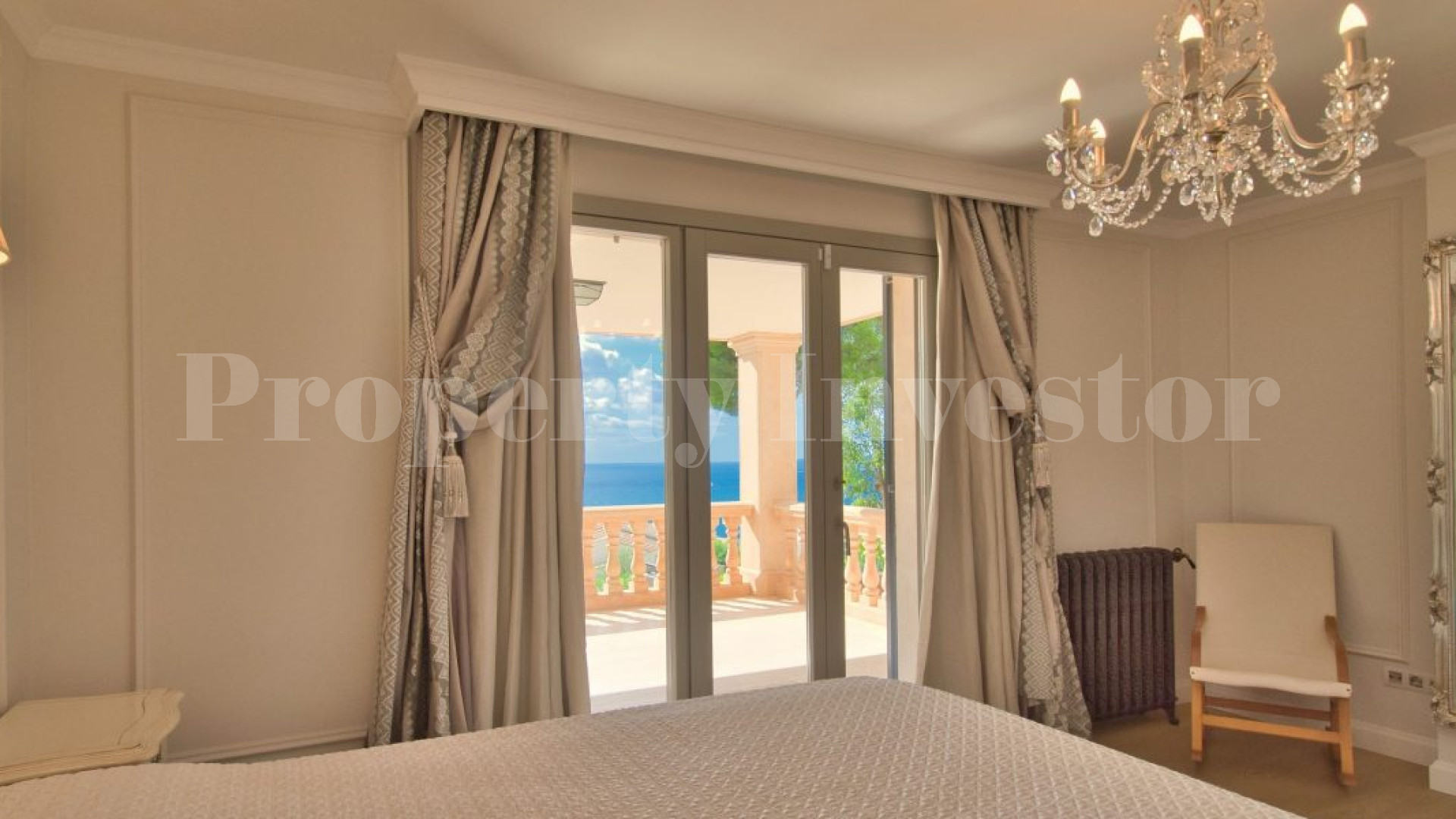 Exquisite 7 Bedroom Luxury Villa with Old World Feeling in Old Bendinat, Mallorca