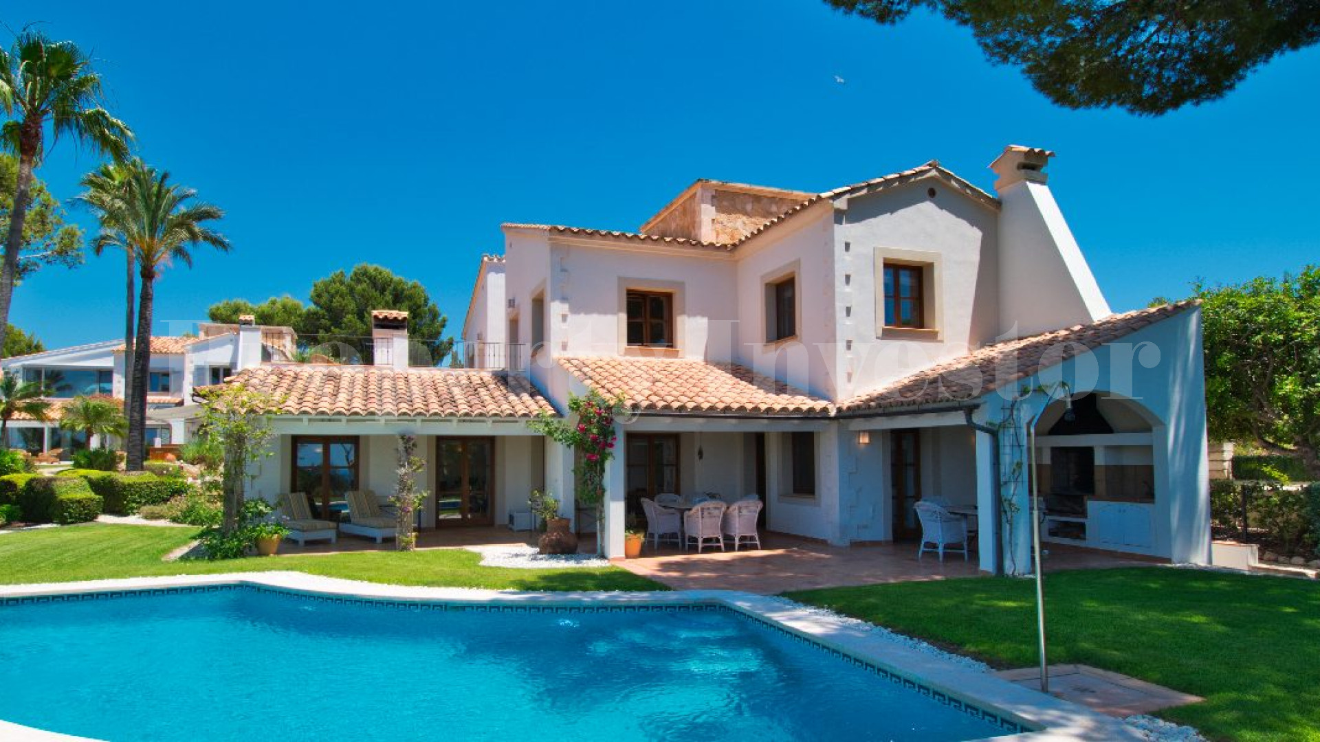2 Traditional Mediterranean  Sea View Villas in Nova Santa Ponsa, Mallorca