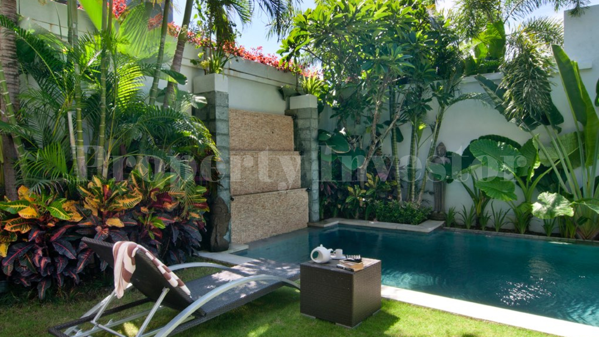 Unique 3 Bedroom Modern Designer Villa for Sale in Batu Bolong, Bali